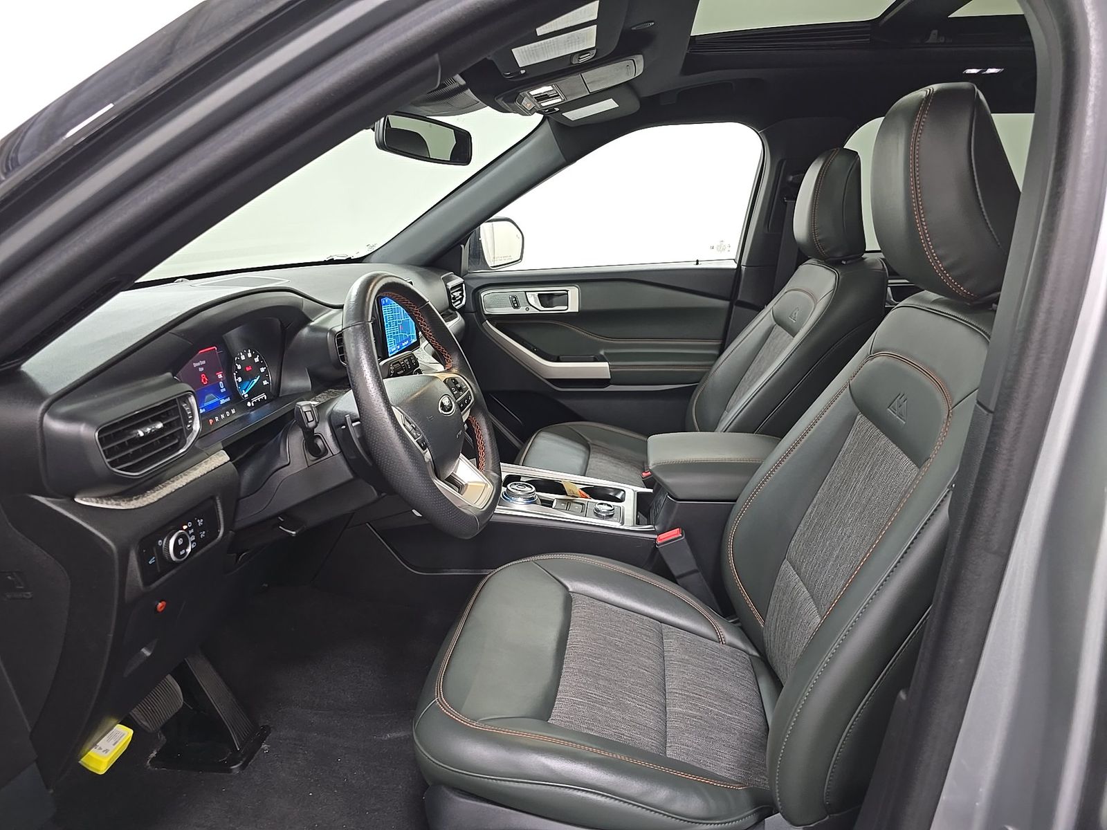 FORD EXPLORER - 8