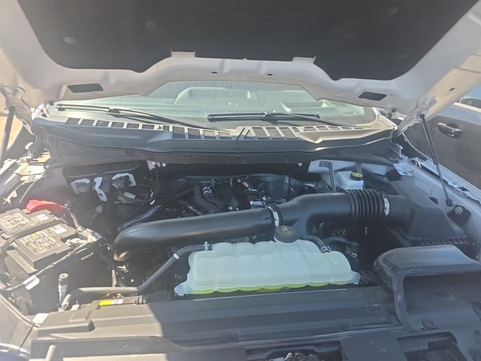 2025 Ford F-150 Lariat AWD