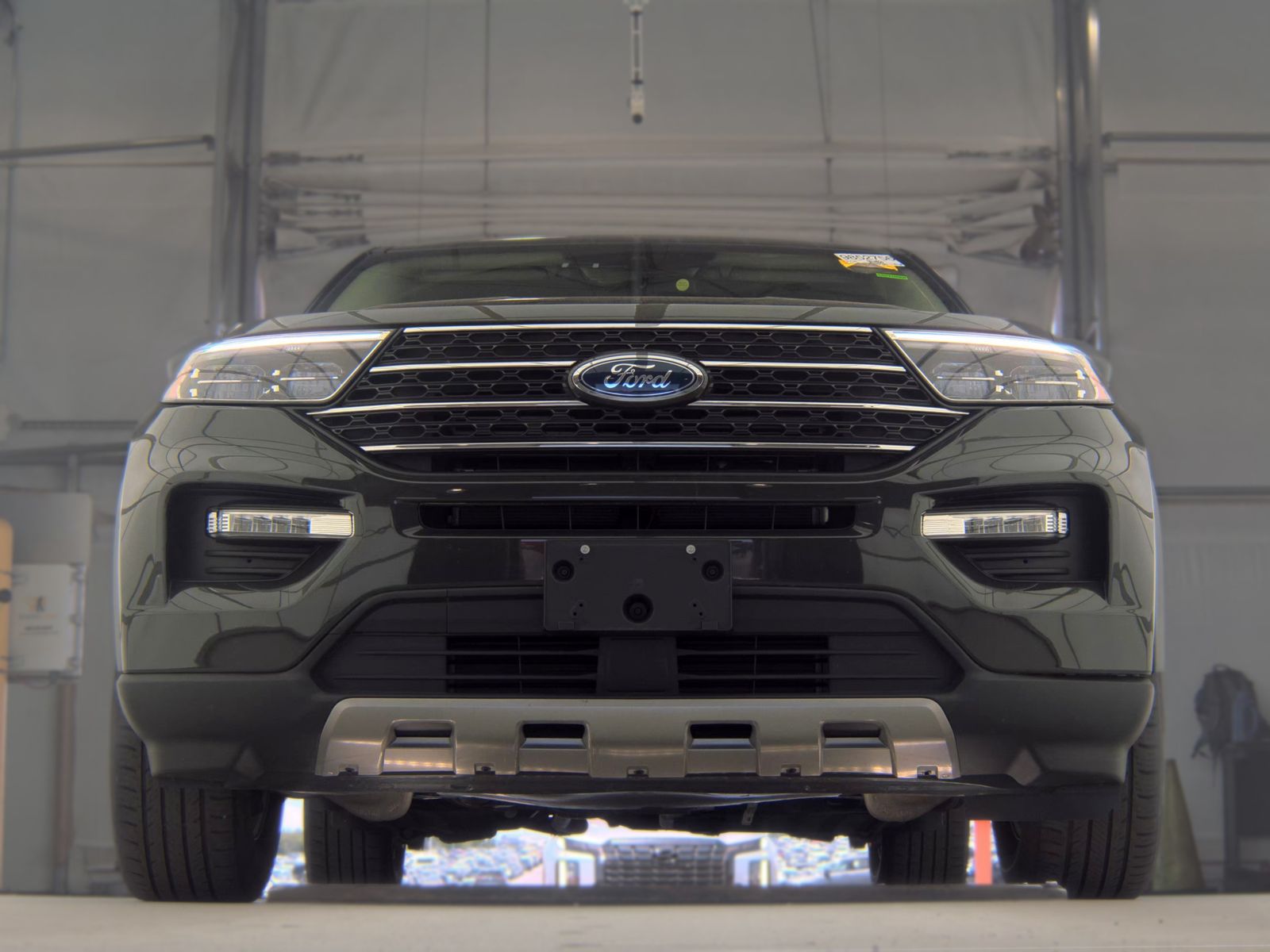 FORD EXPLORER - 4