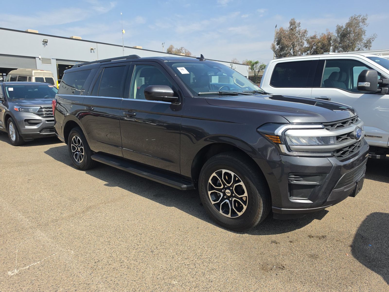 FORD EXPEDITION MAX - 4