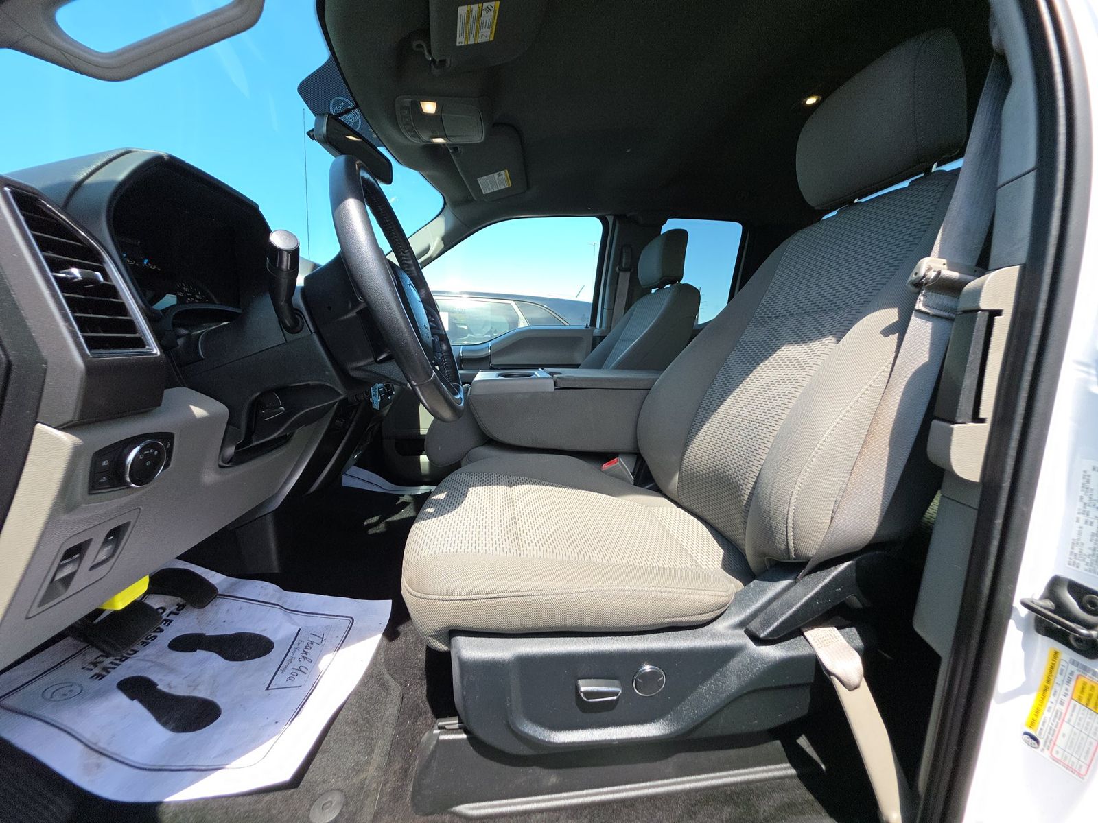 FORD F-150 - 8