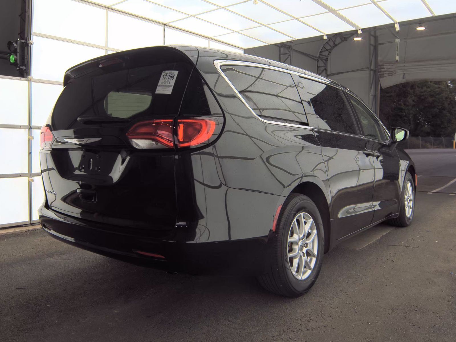 CHRYSLER VOYAGER - 6