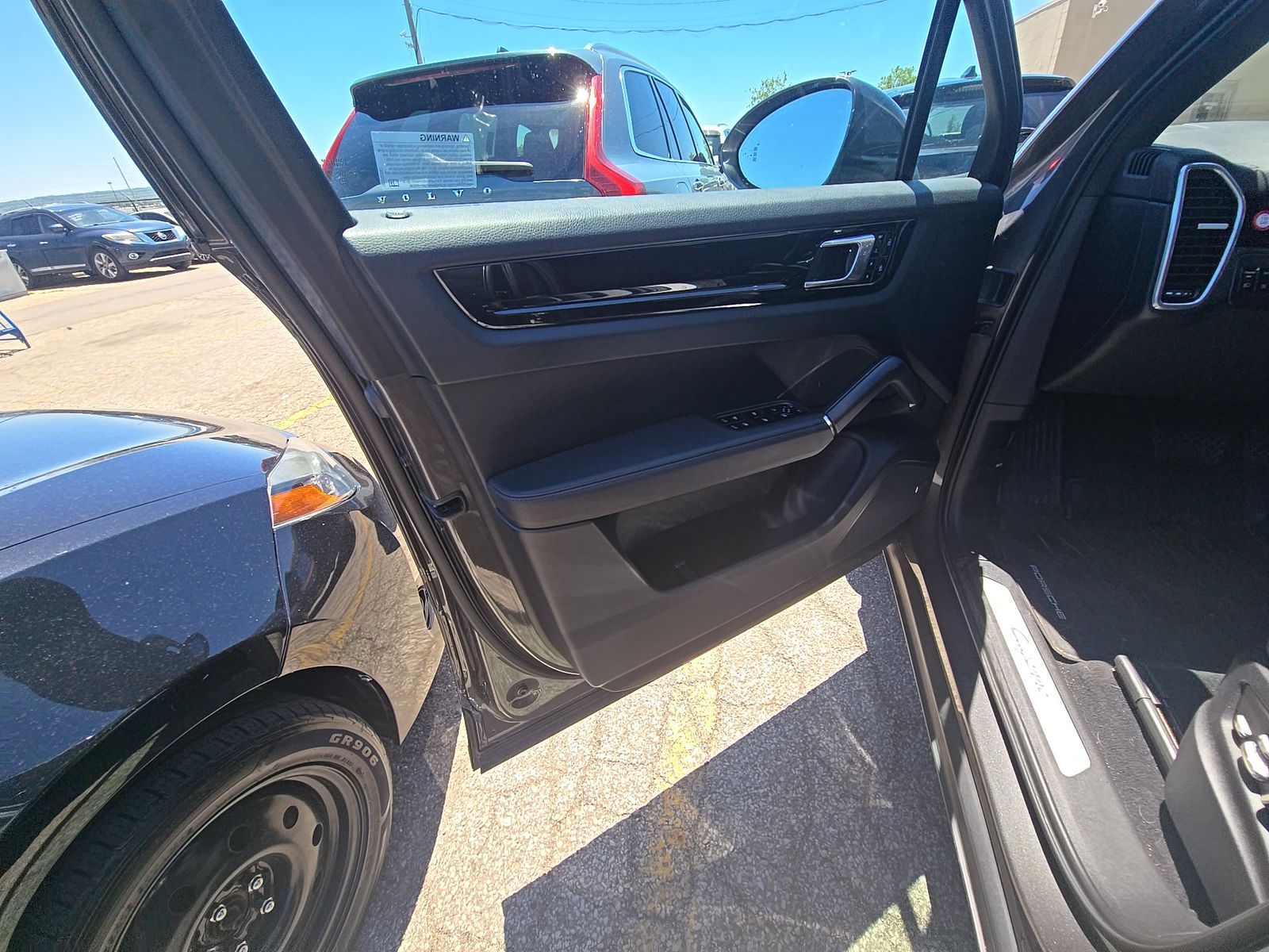 PORSCHE CAYENNE - 10