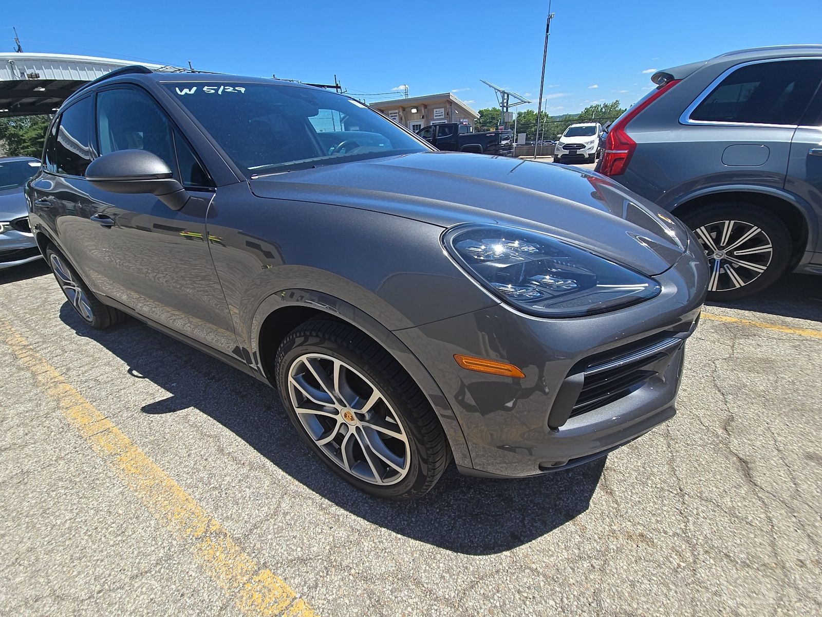 PORSCHE CAYENNE - 4