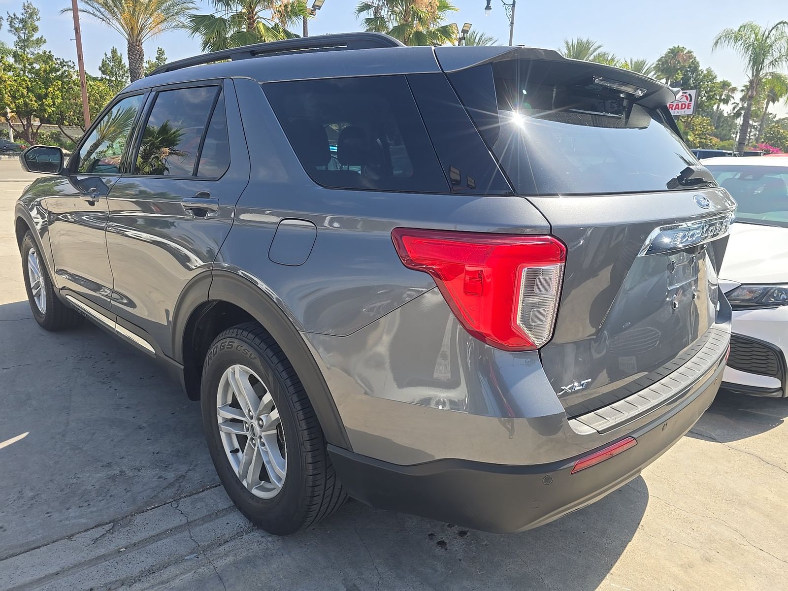 FORD EXPLORER - 7