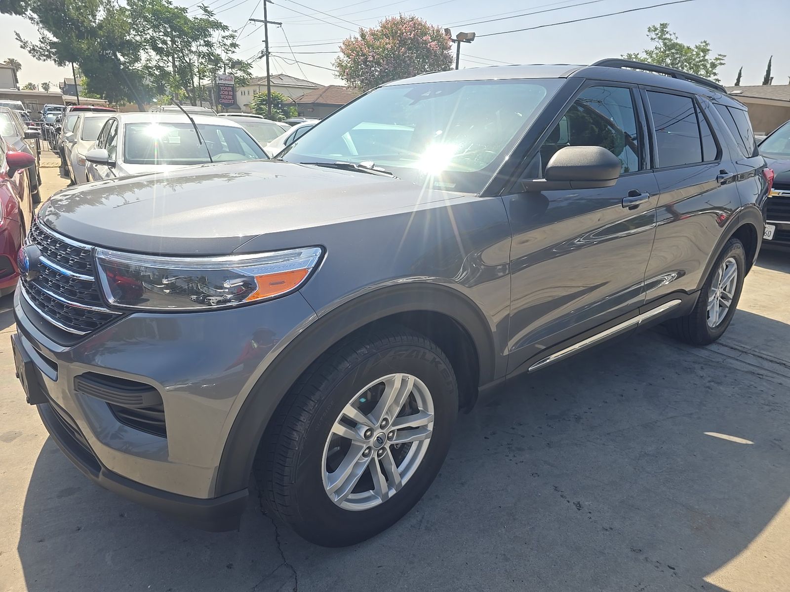 FORD EXPLORER - 1