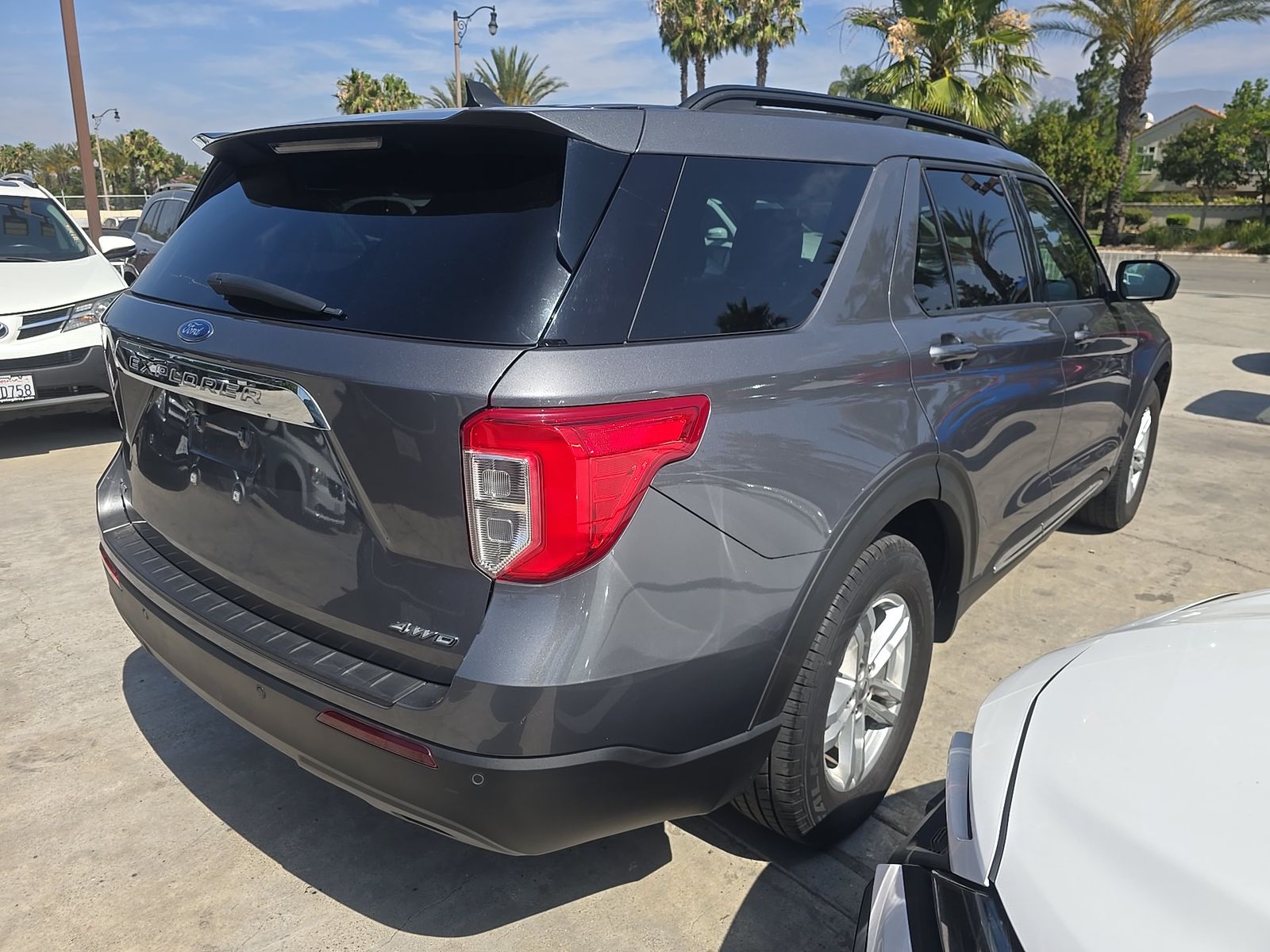 FORD EXPLORER - 5
