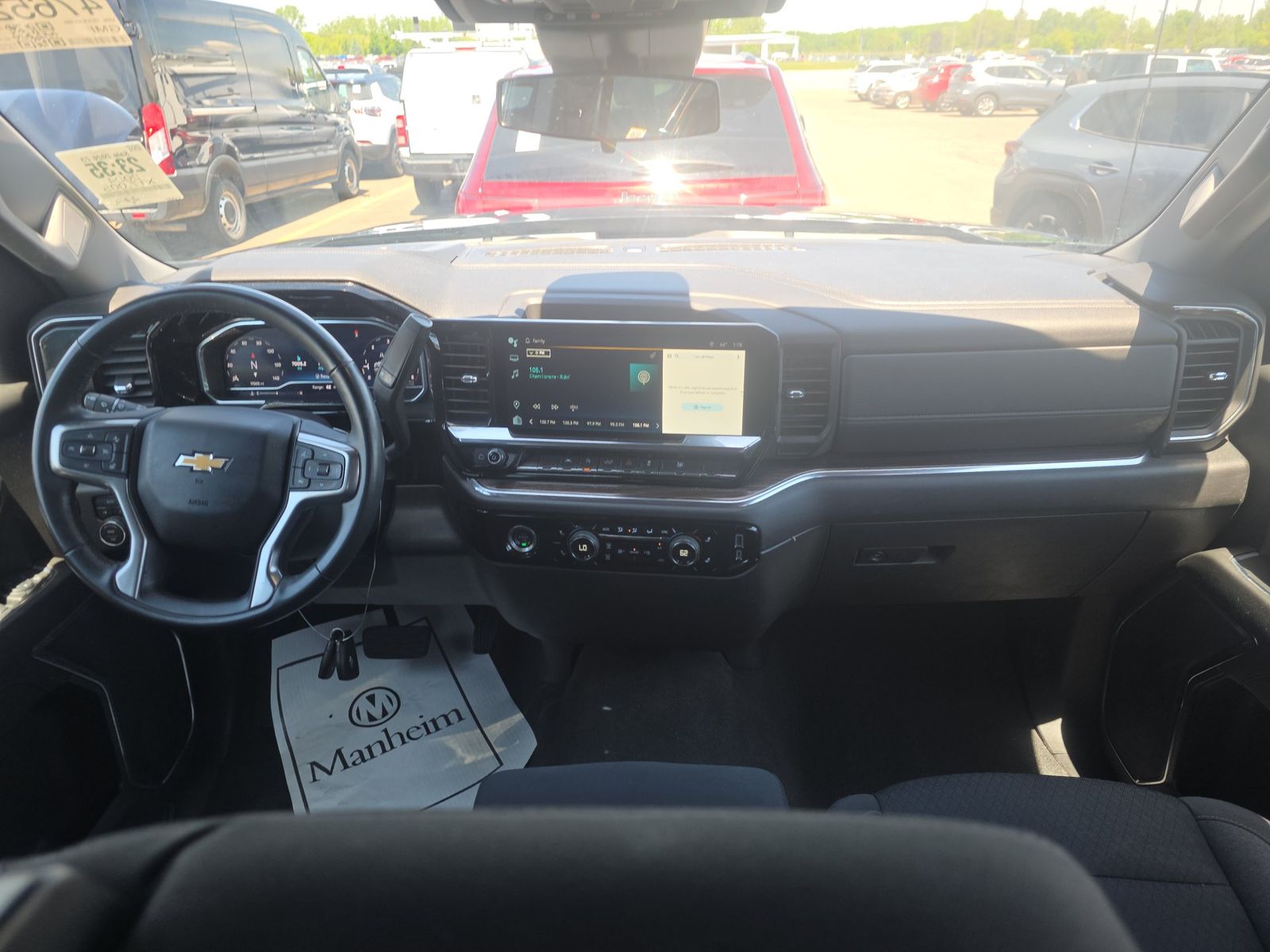 2024 Chevrolet Silverado 1500 LT AWD
