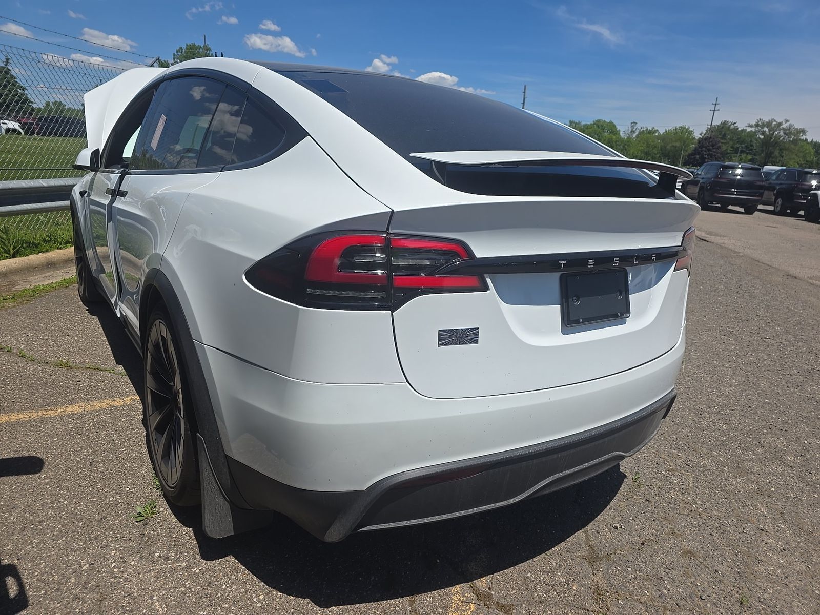 TESLA MODEL X - 7