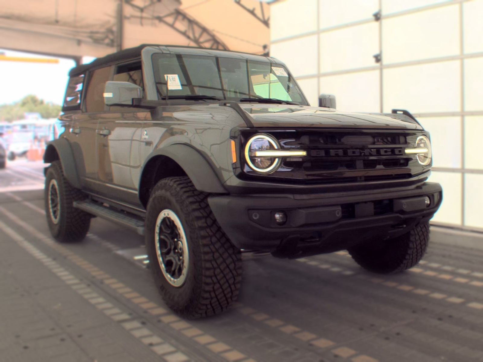 FORD BRONCO - 5