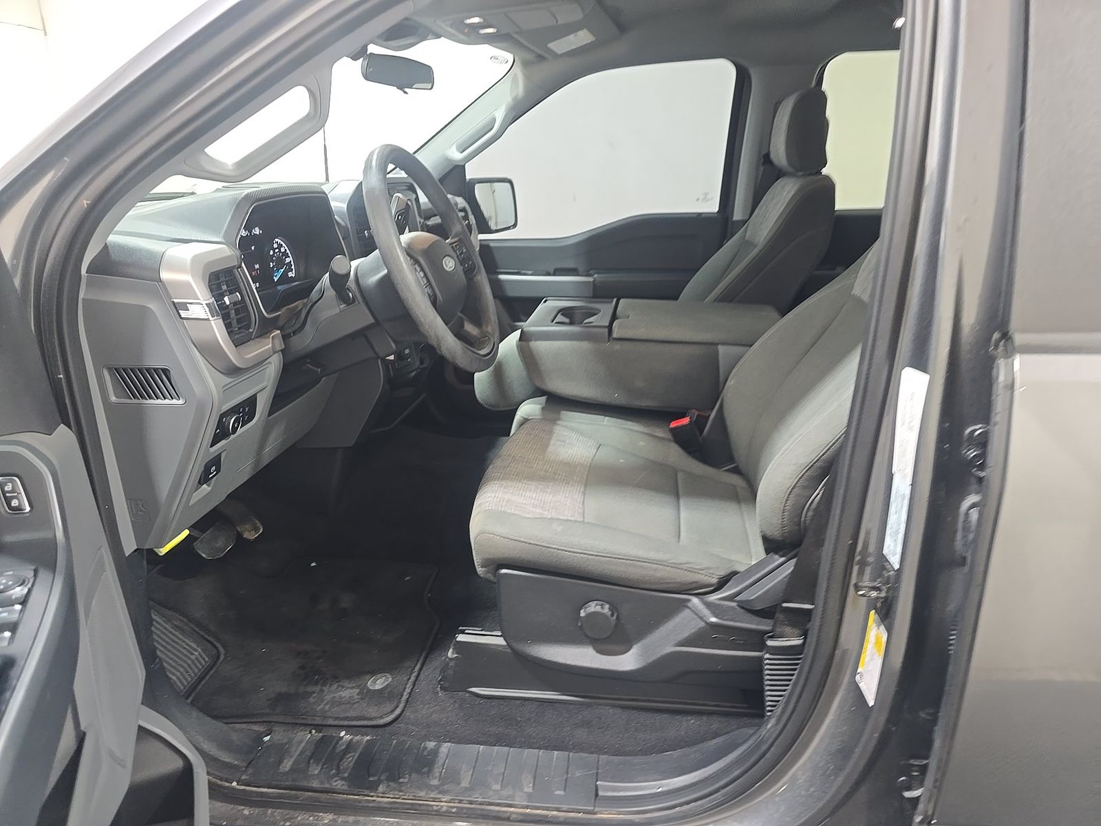 FORD F-150 - 8