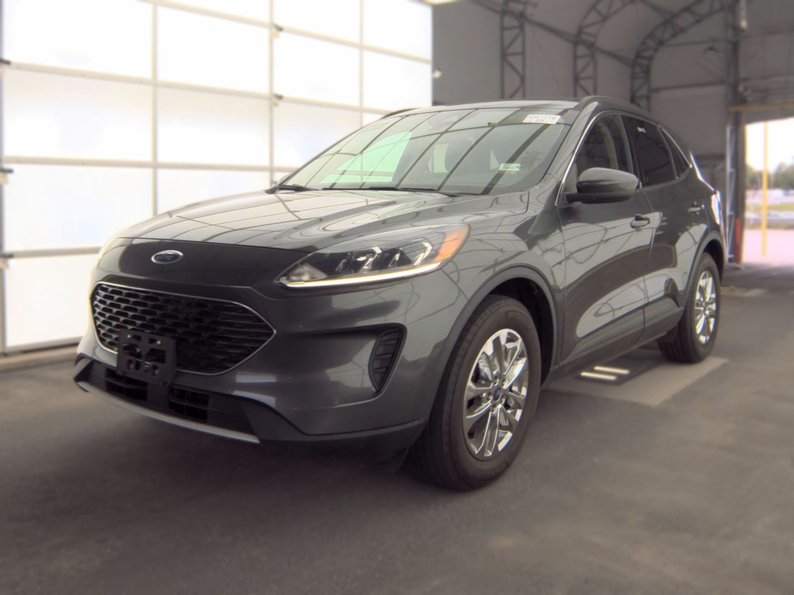 FORD ESCAPE - 1