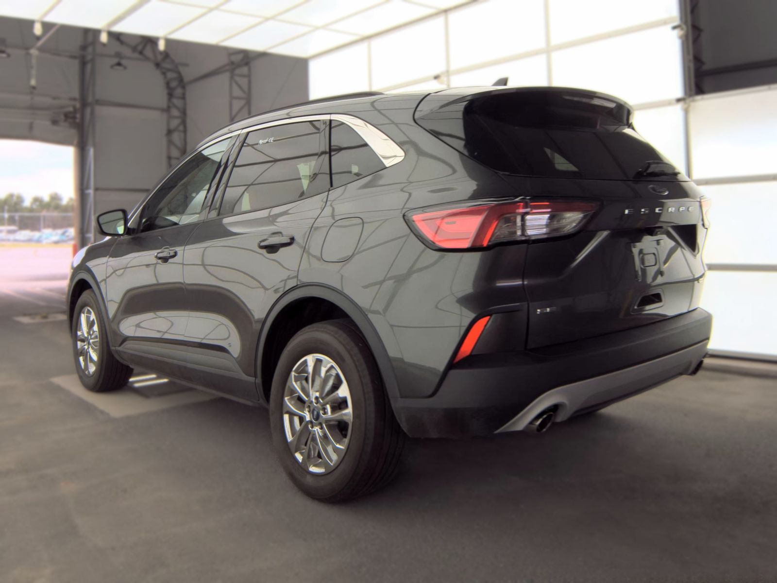 FORD ESCAPE - 9