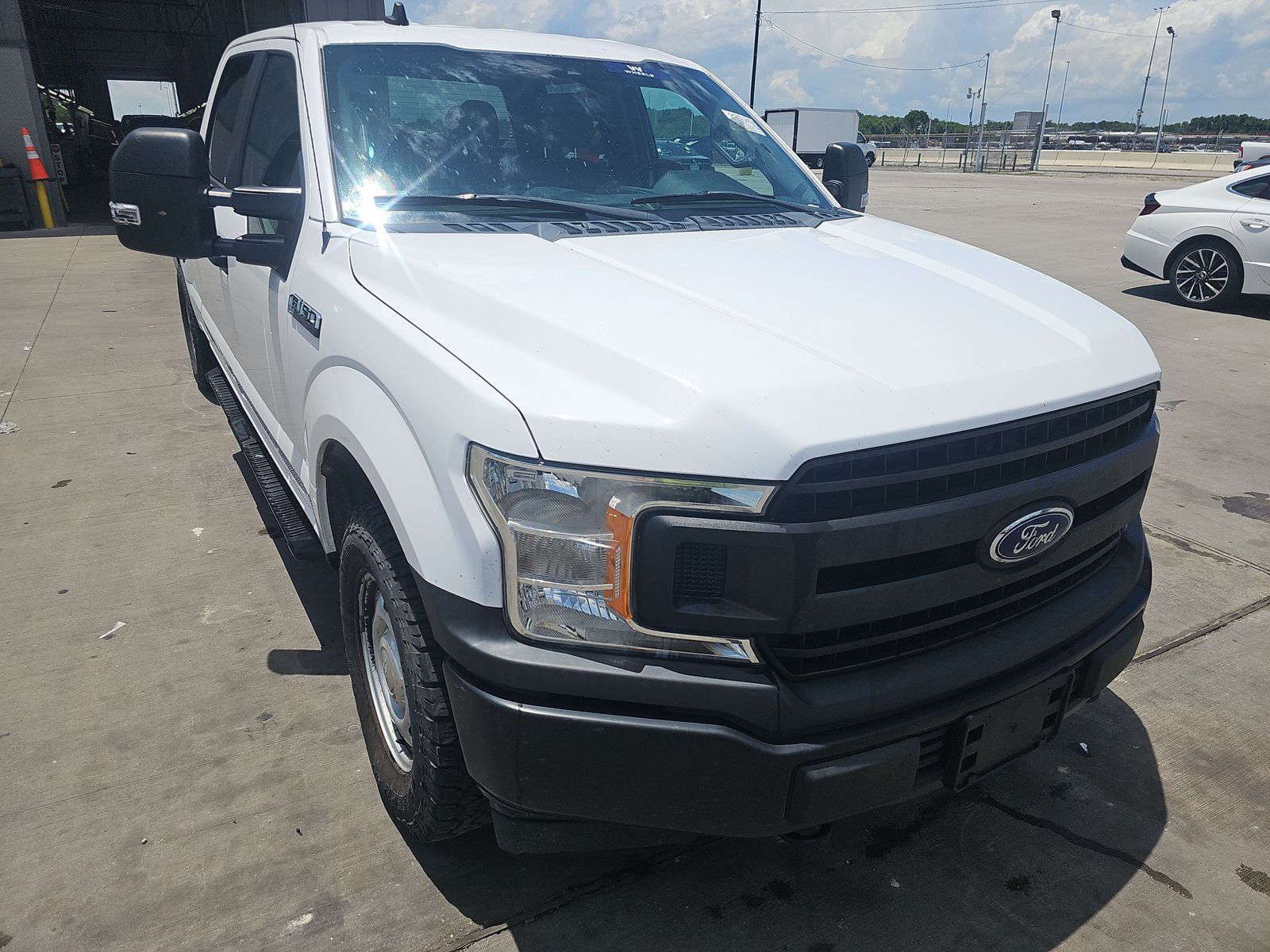 FORD F-150 - 4