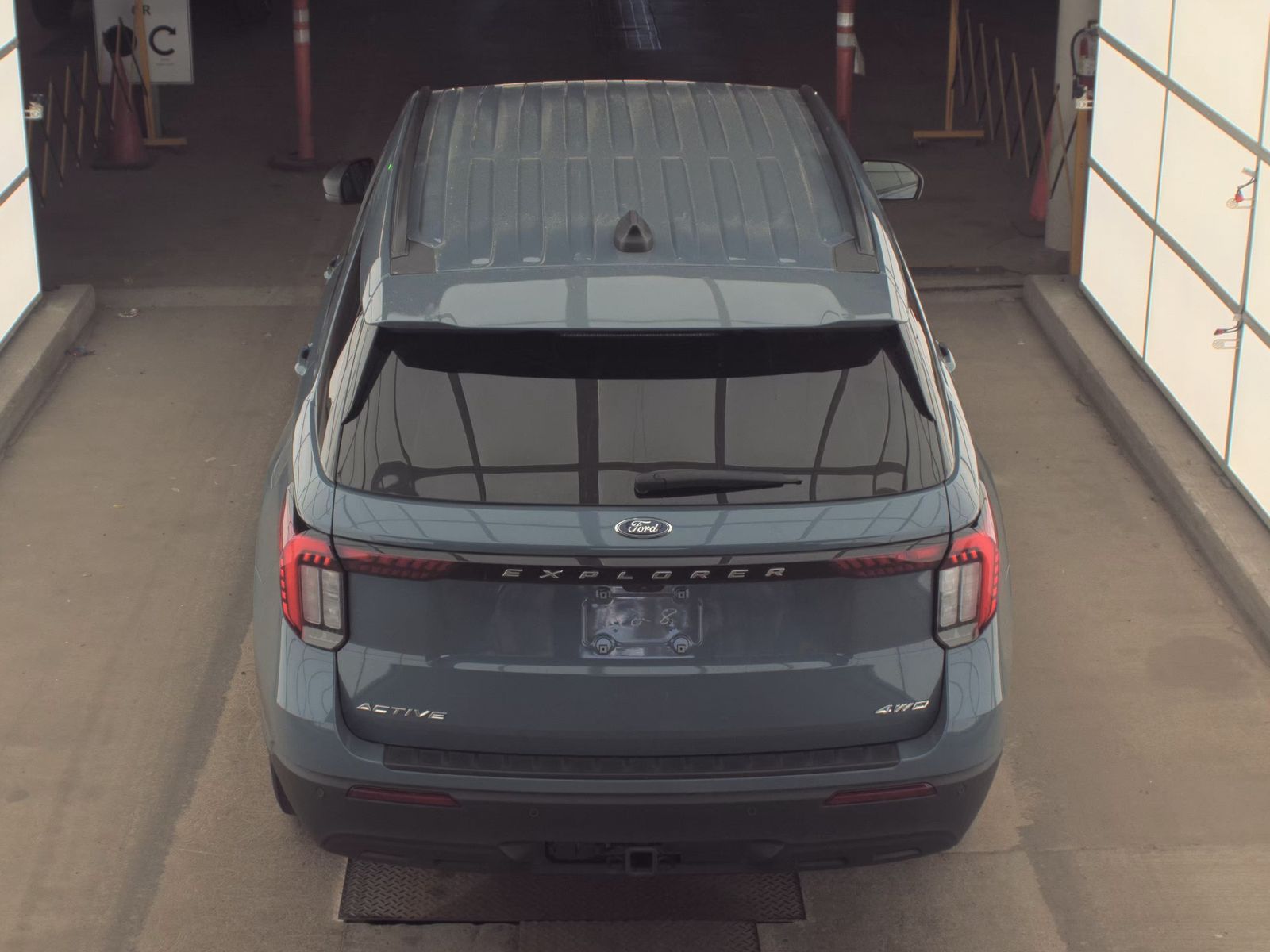 FORD EXPLORER - 7
