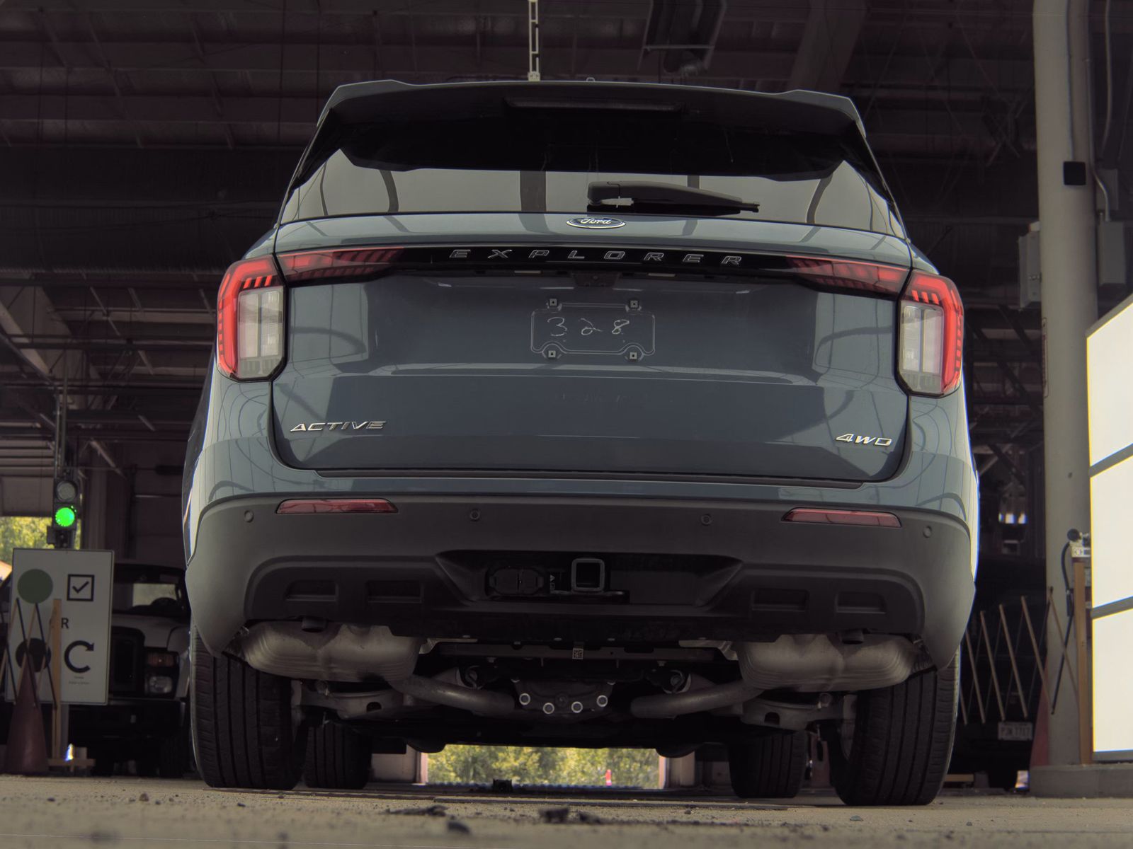 FORD EXPLORER - 8
