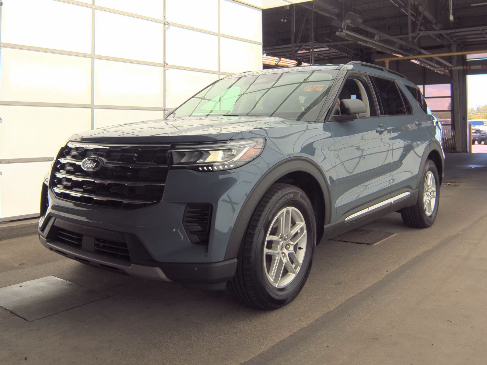 FORD EXPLORER - 1