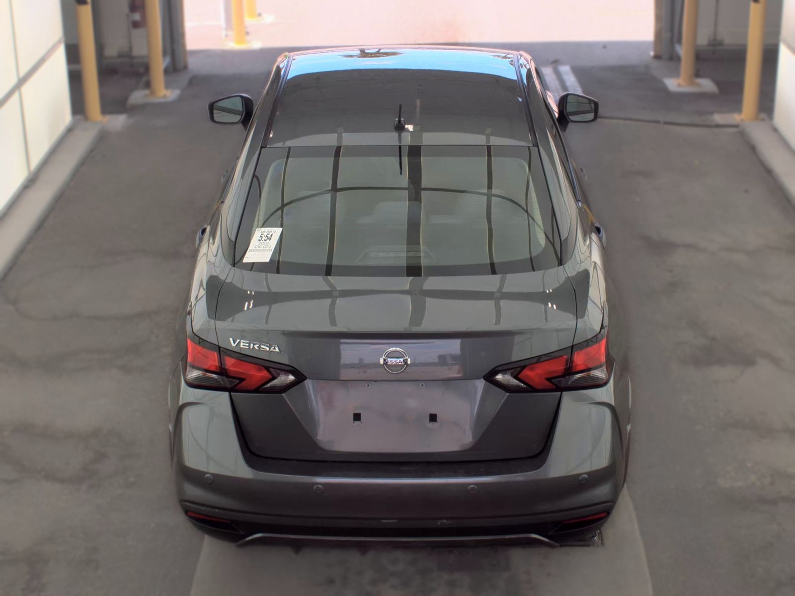 NISSAN VERSA - 7