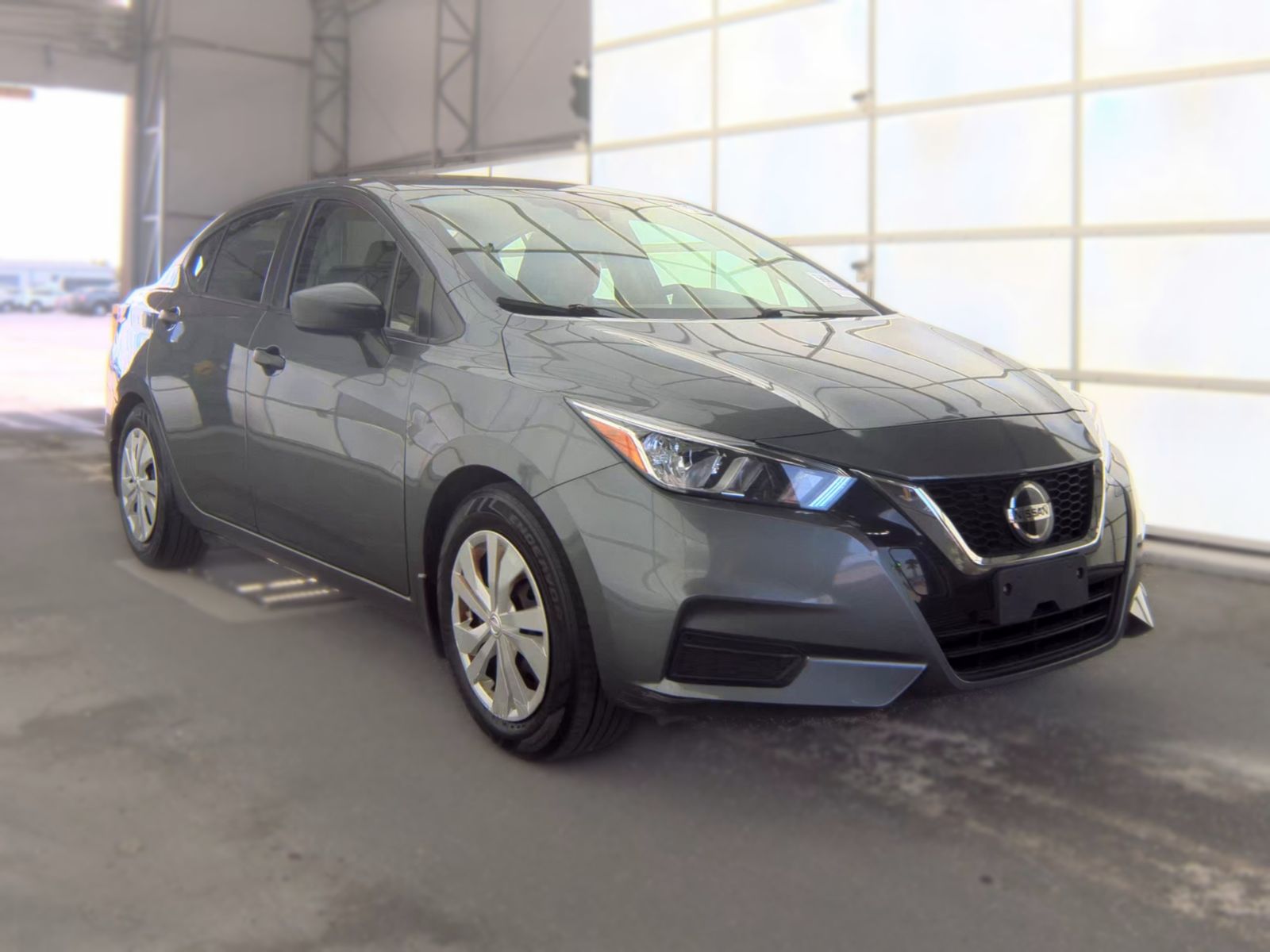 NISSAN VERSA - 5