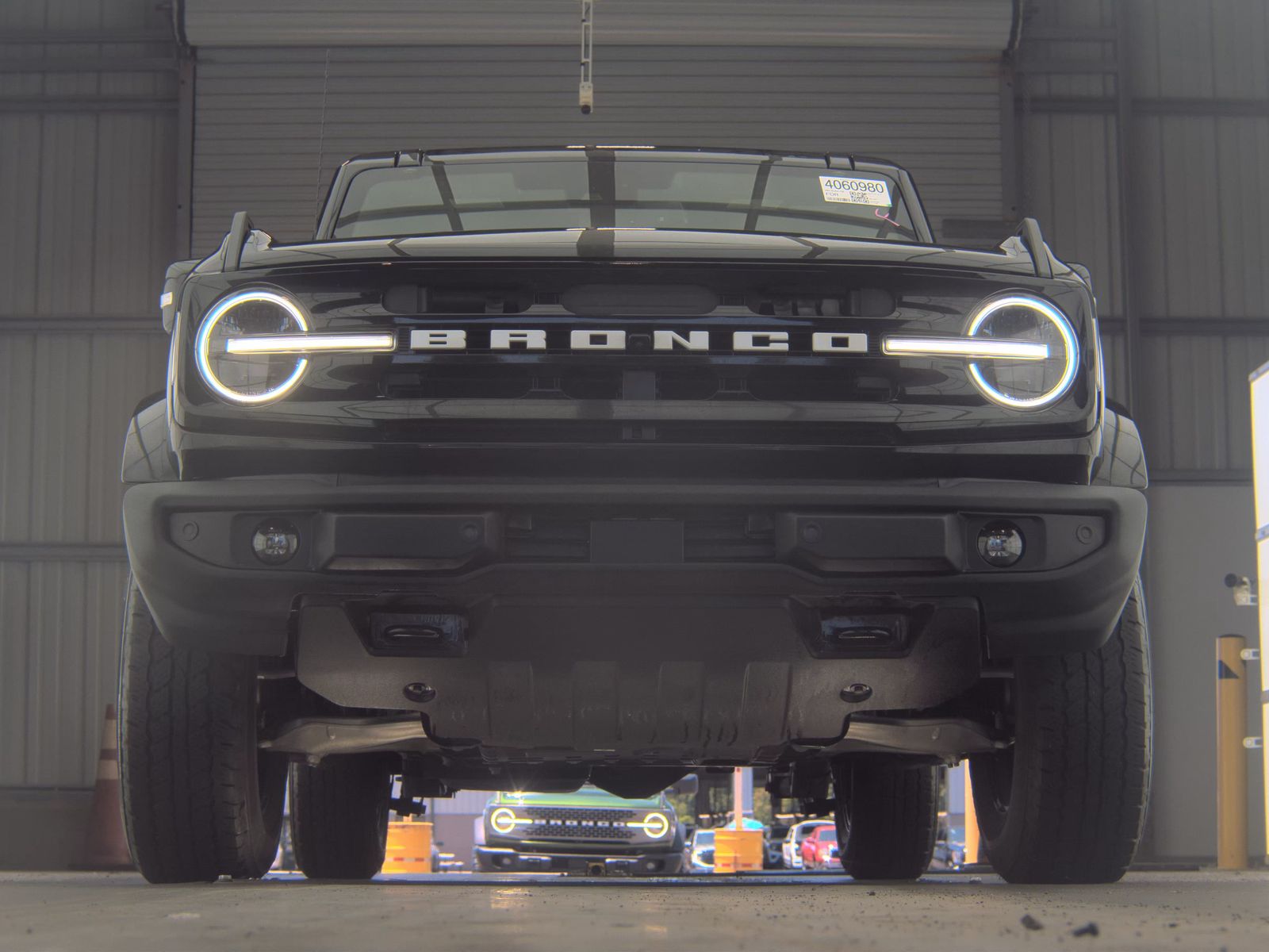 FORD BRONCO - 4