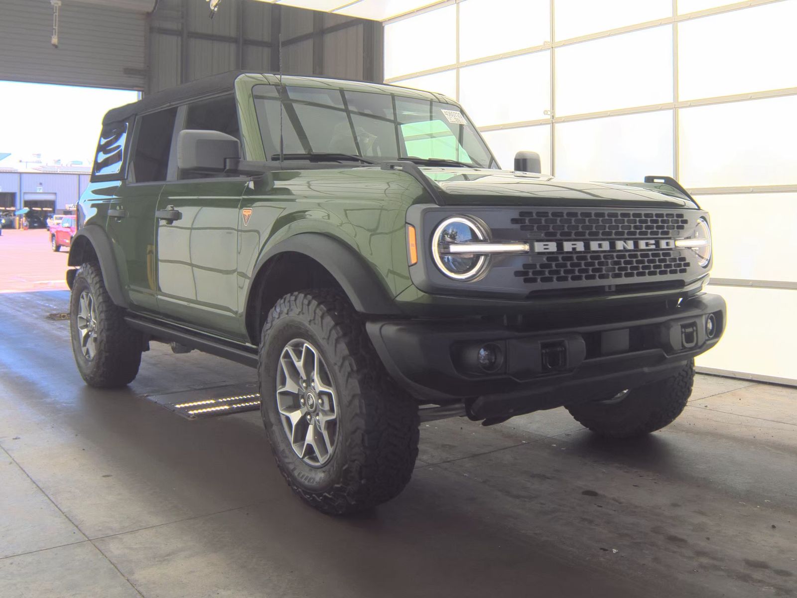 FORD BRONCO - 5