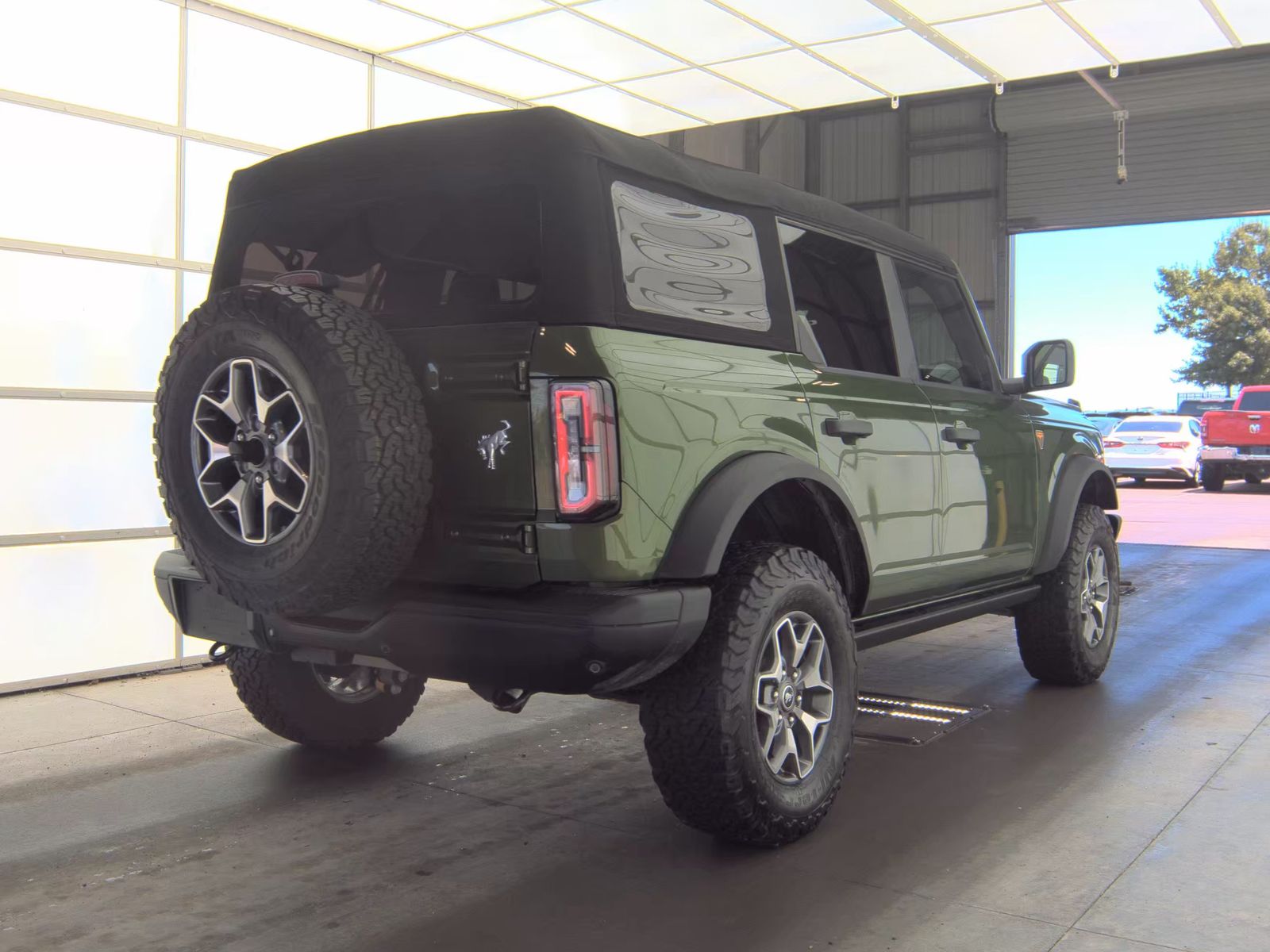 FORD BRONCO - 6