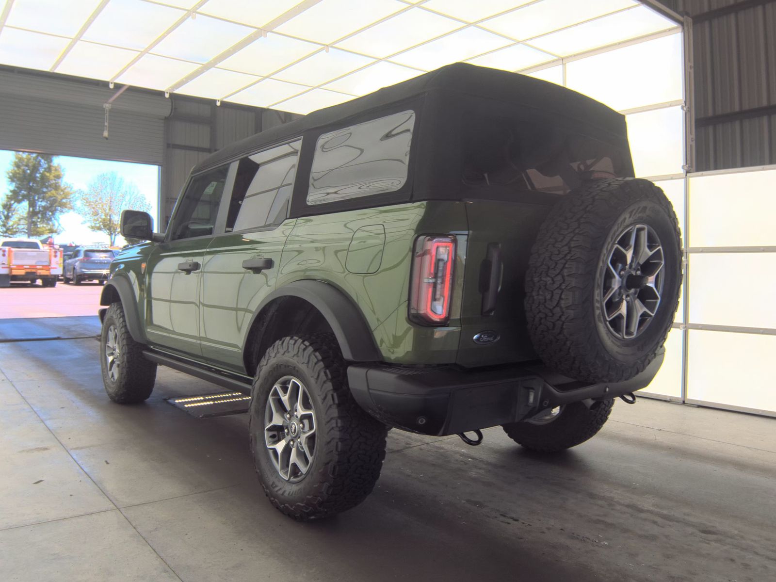 FORD BRONCO - 9