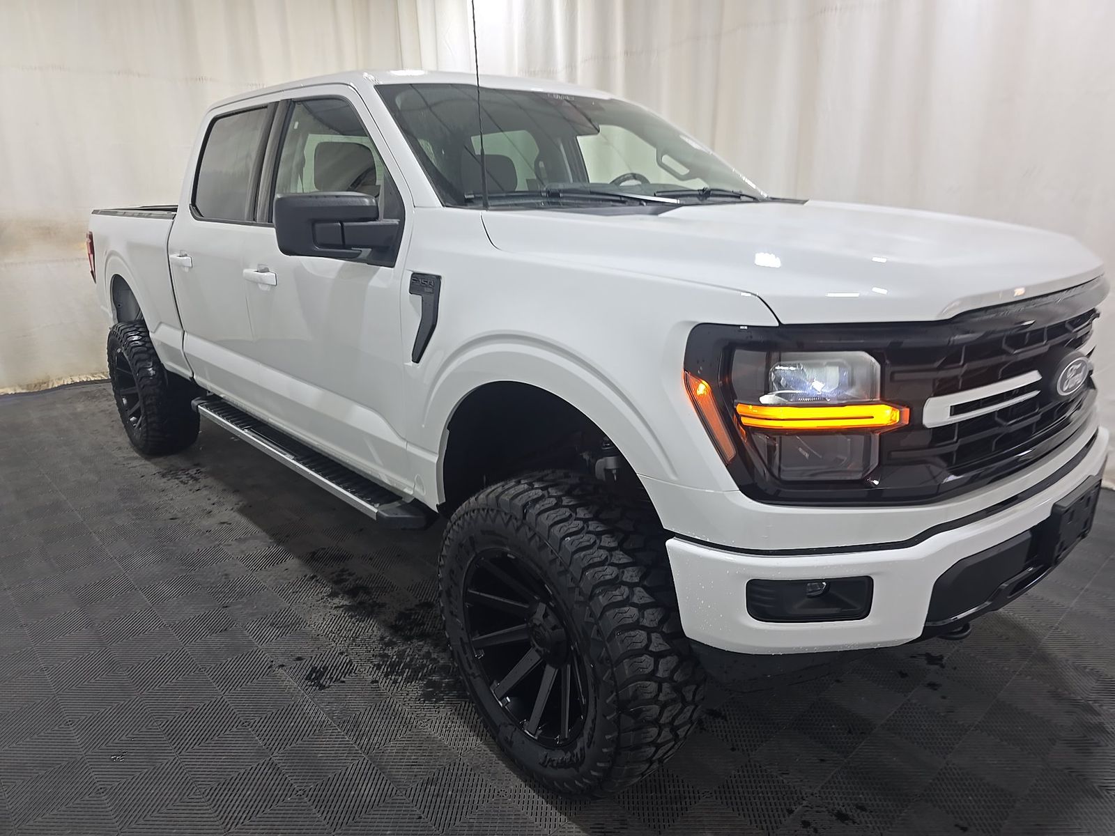 FORD F-150 - 4