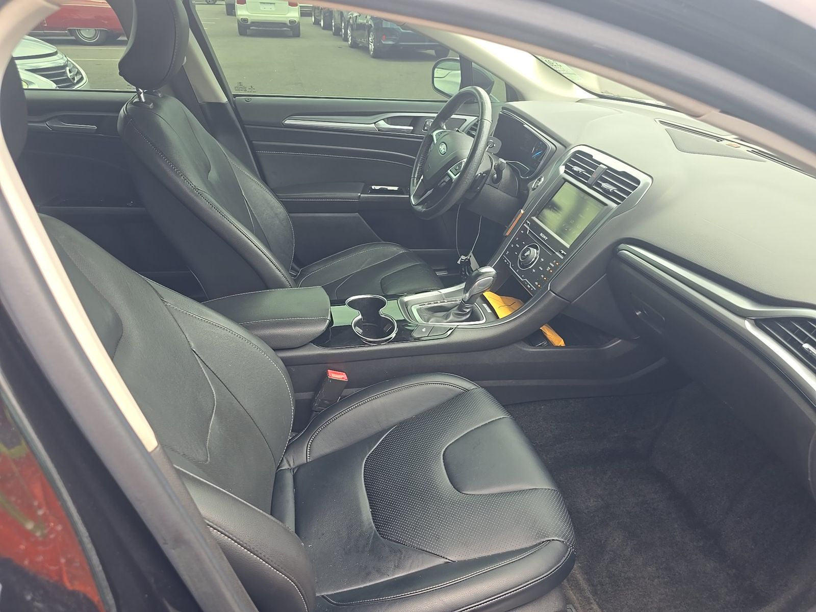 FORD FUSION - 9