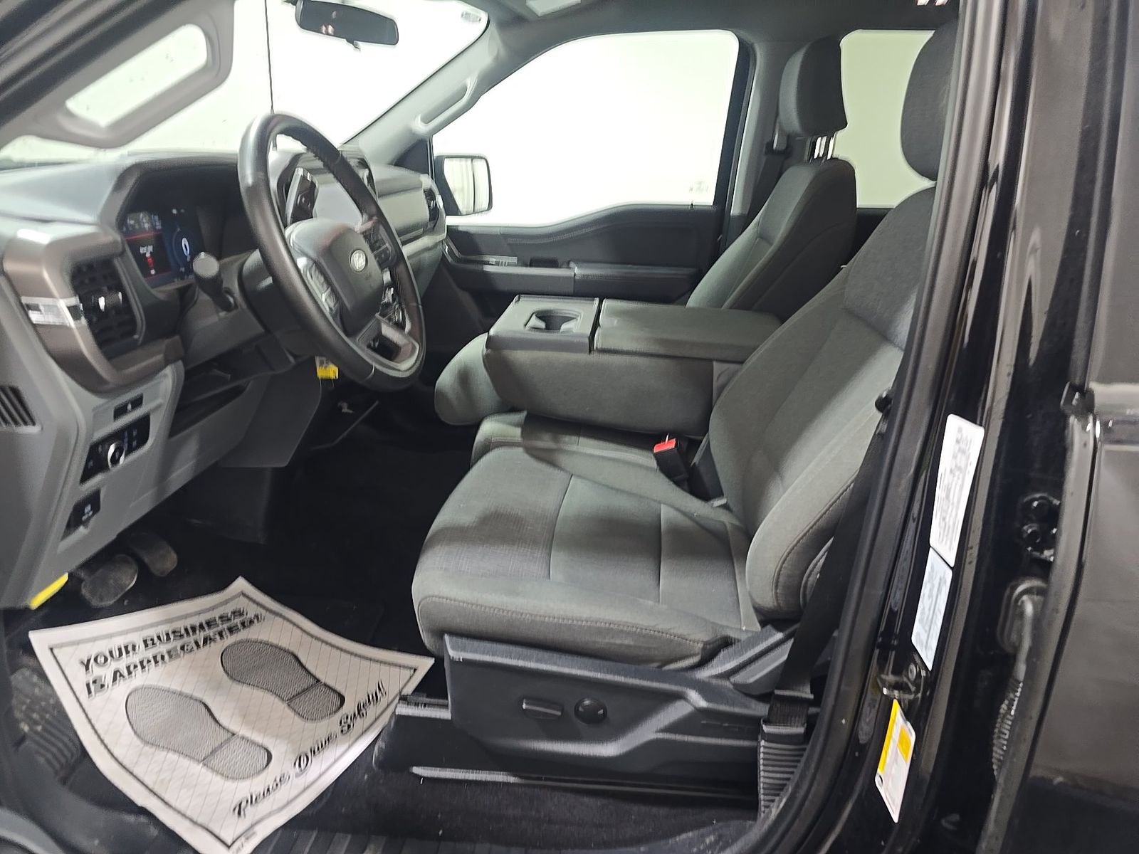 FORD F-150 - 8