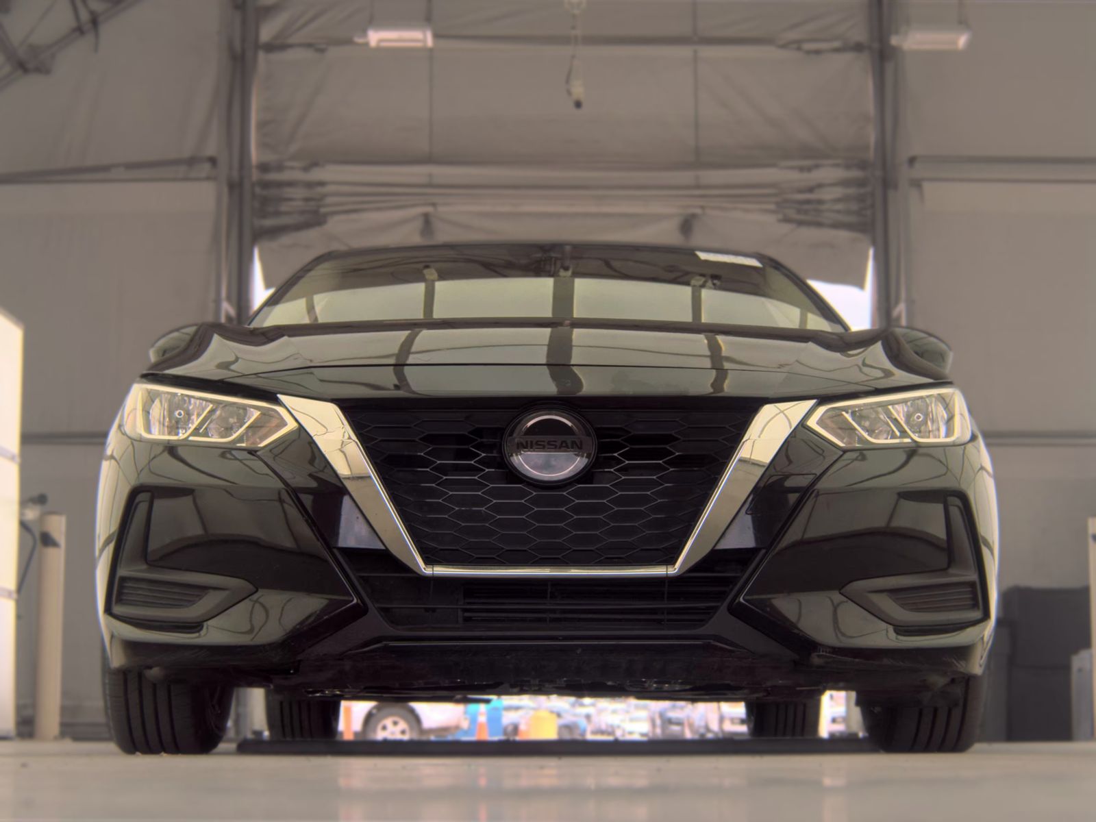 NISSAN SENTRA - 4