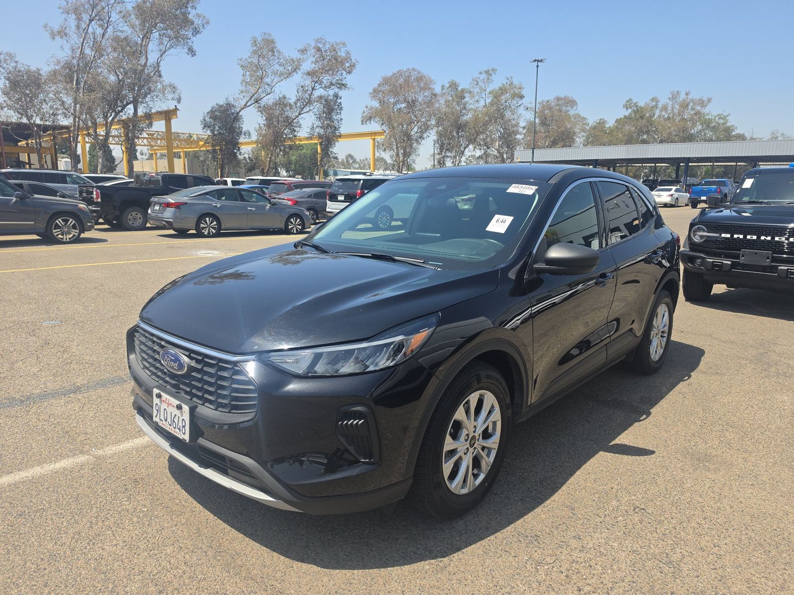 FORD ESCAPE - 1