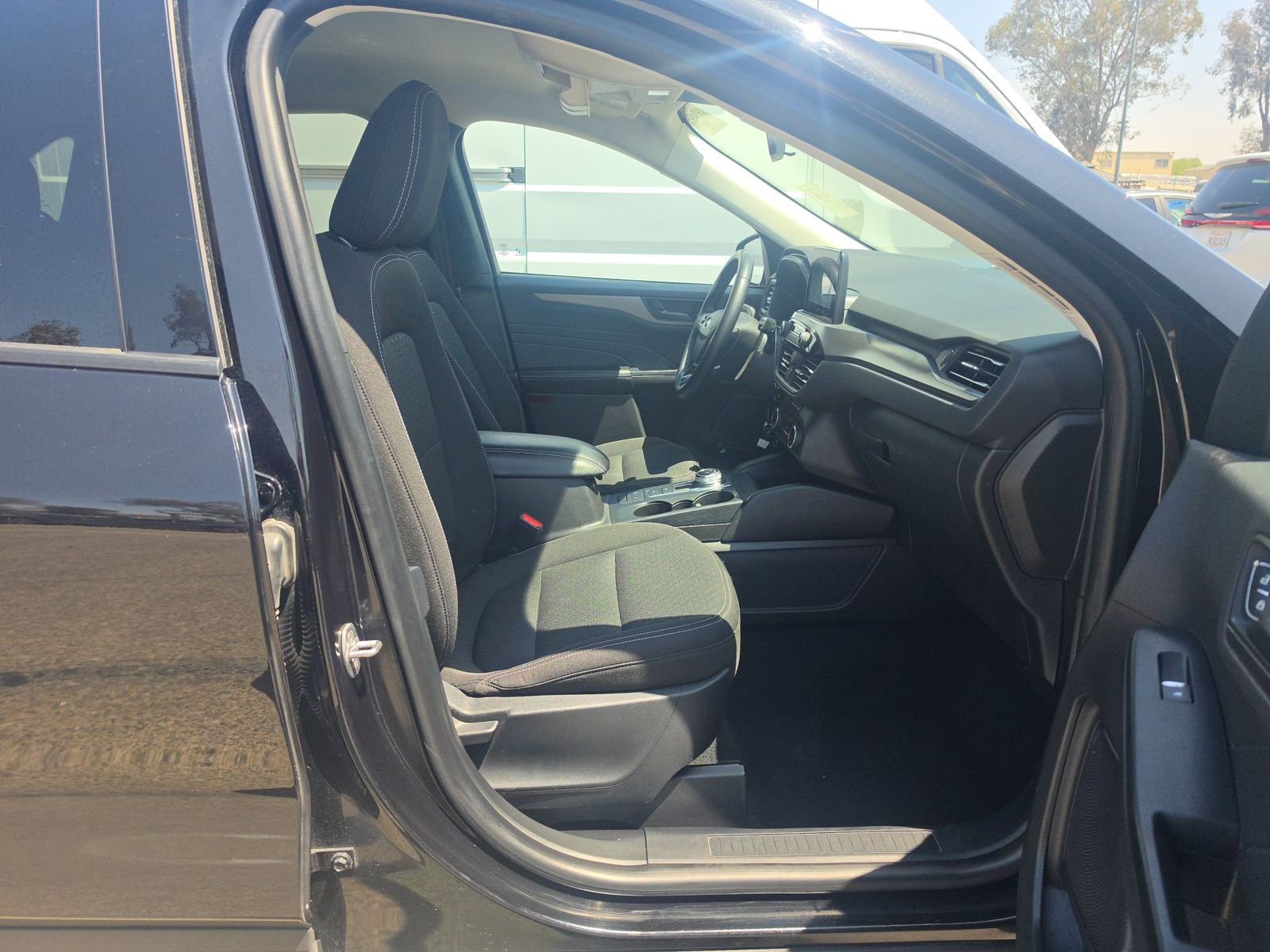 FORD ESCAPE - 9