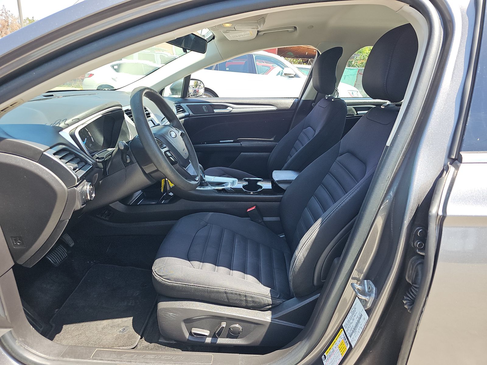 FORD FUSION - 8