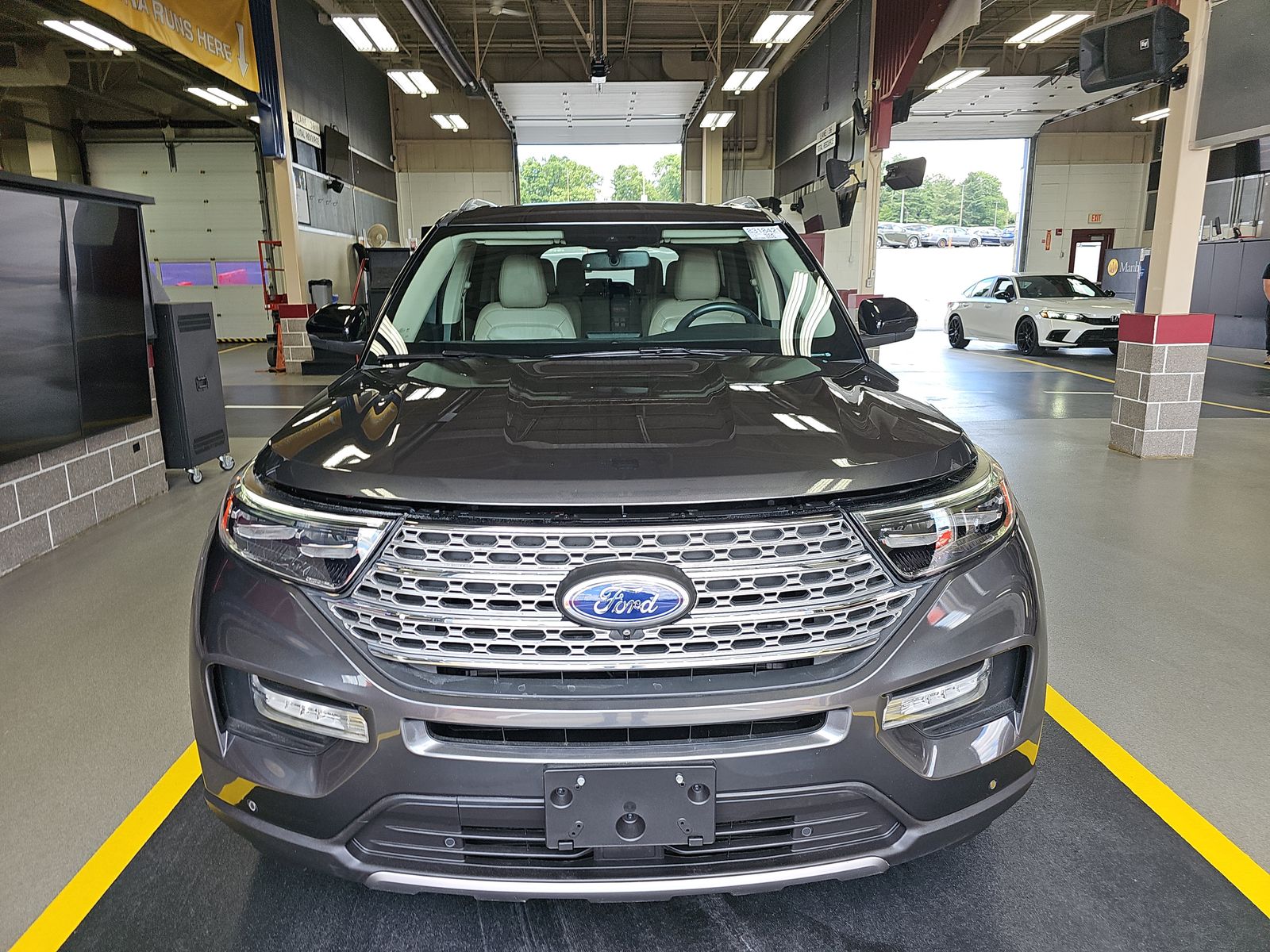 FORD EXPLORER - 3