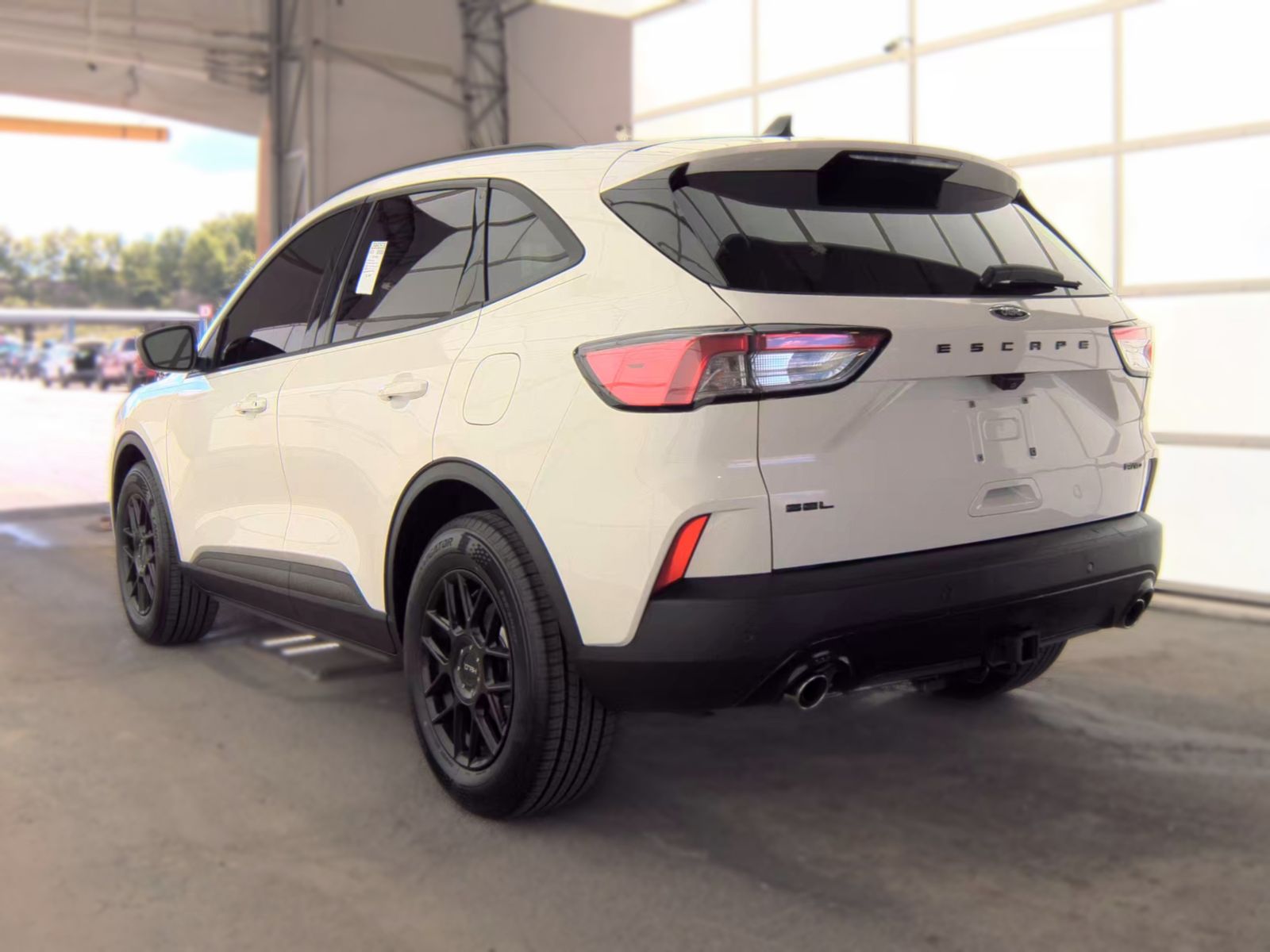 FORD ESCAPE - 9