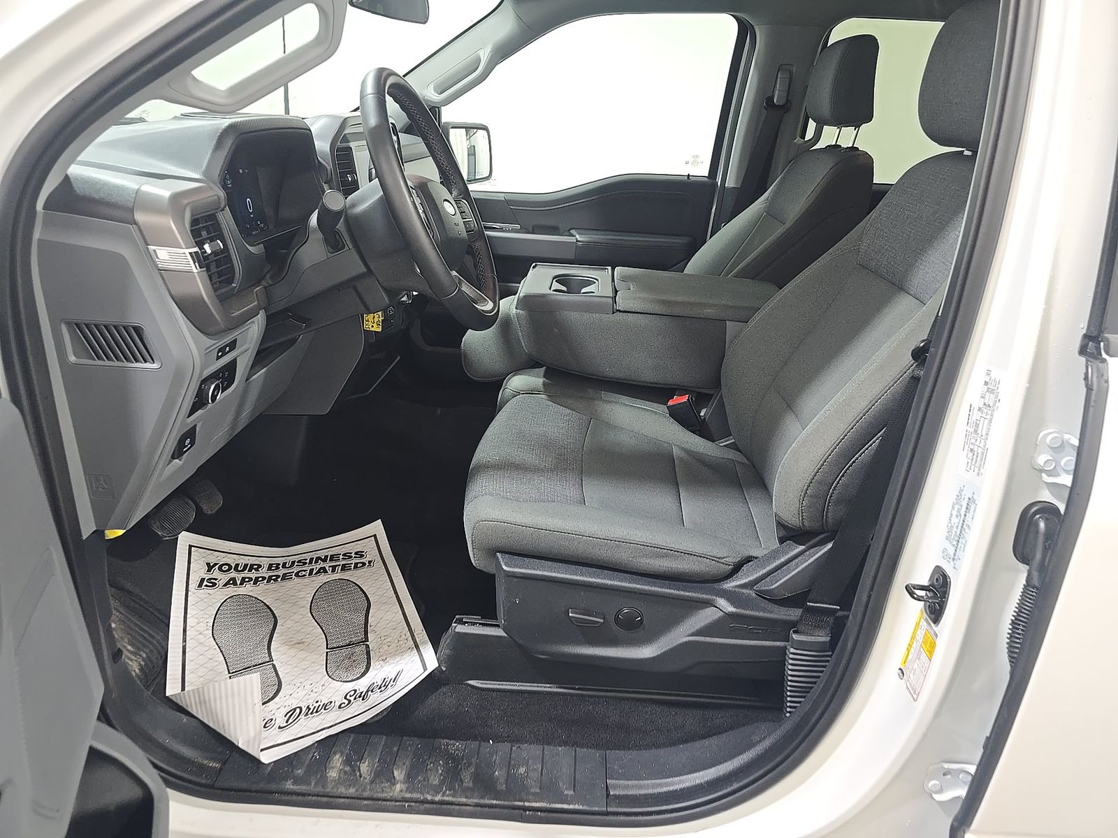 2025 Ford F-150 XLT AWD