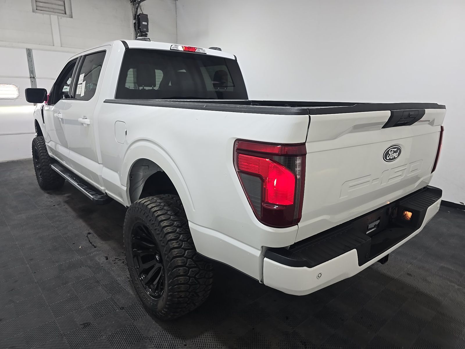 2025 Ford F-150 XLT AWD