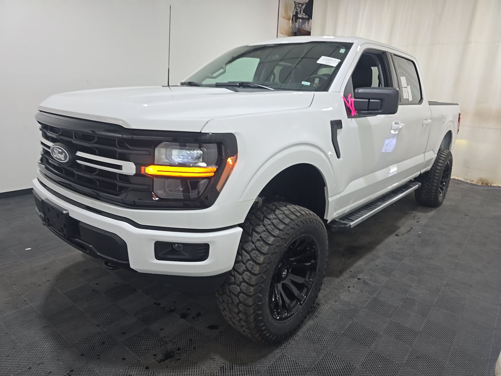 2025 Ford F-150 XLT AWD