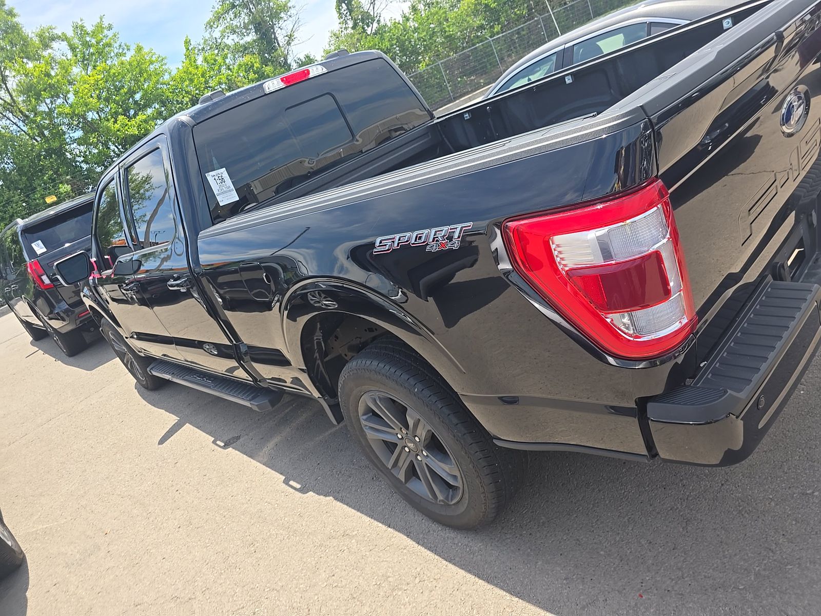 2023 Ford F-150 Lariat AWD