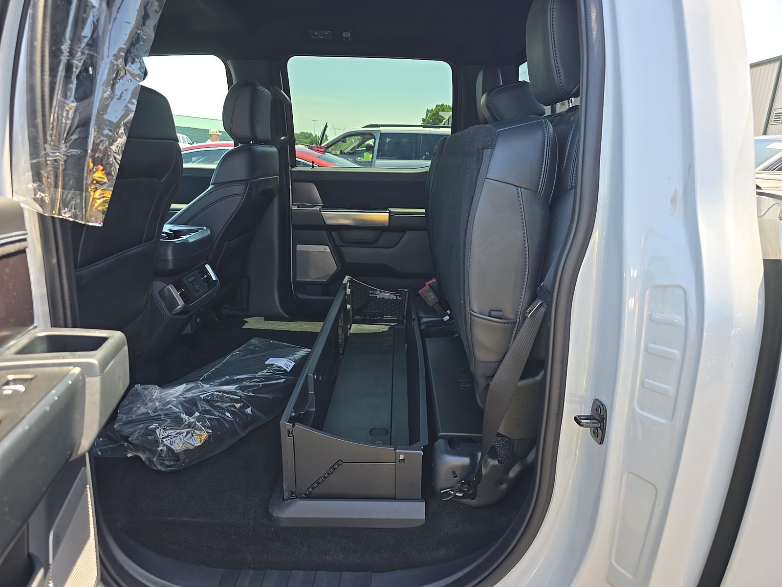 2025 Ford F-150 Platinum AWD