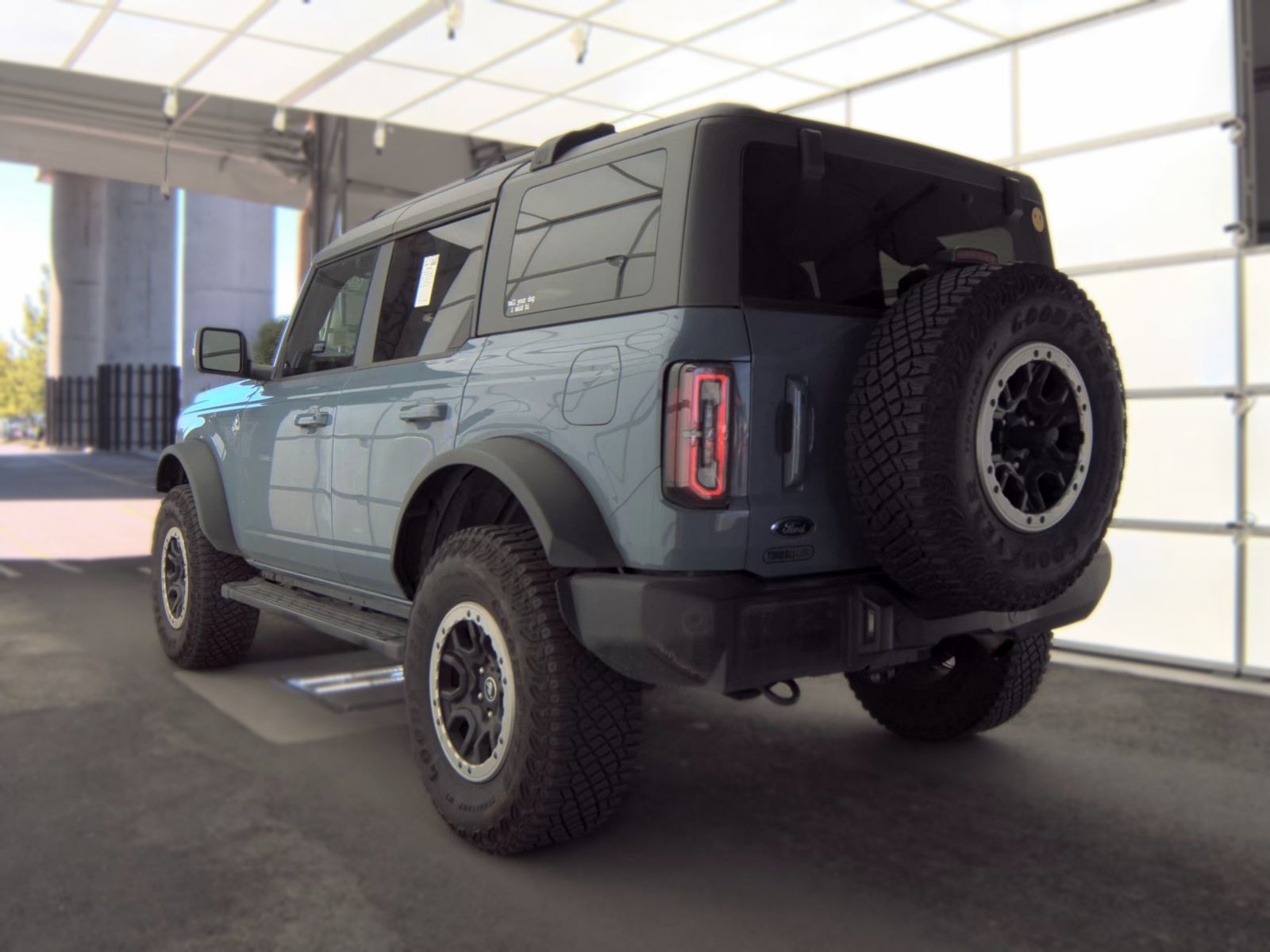 FORD BRONCO - 9