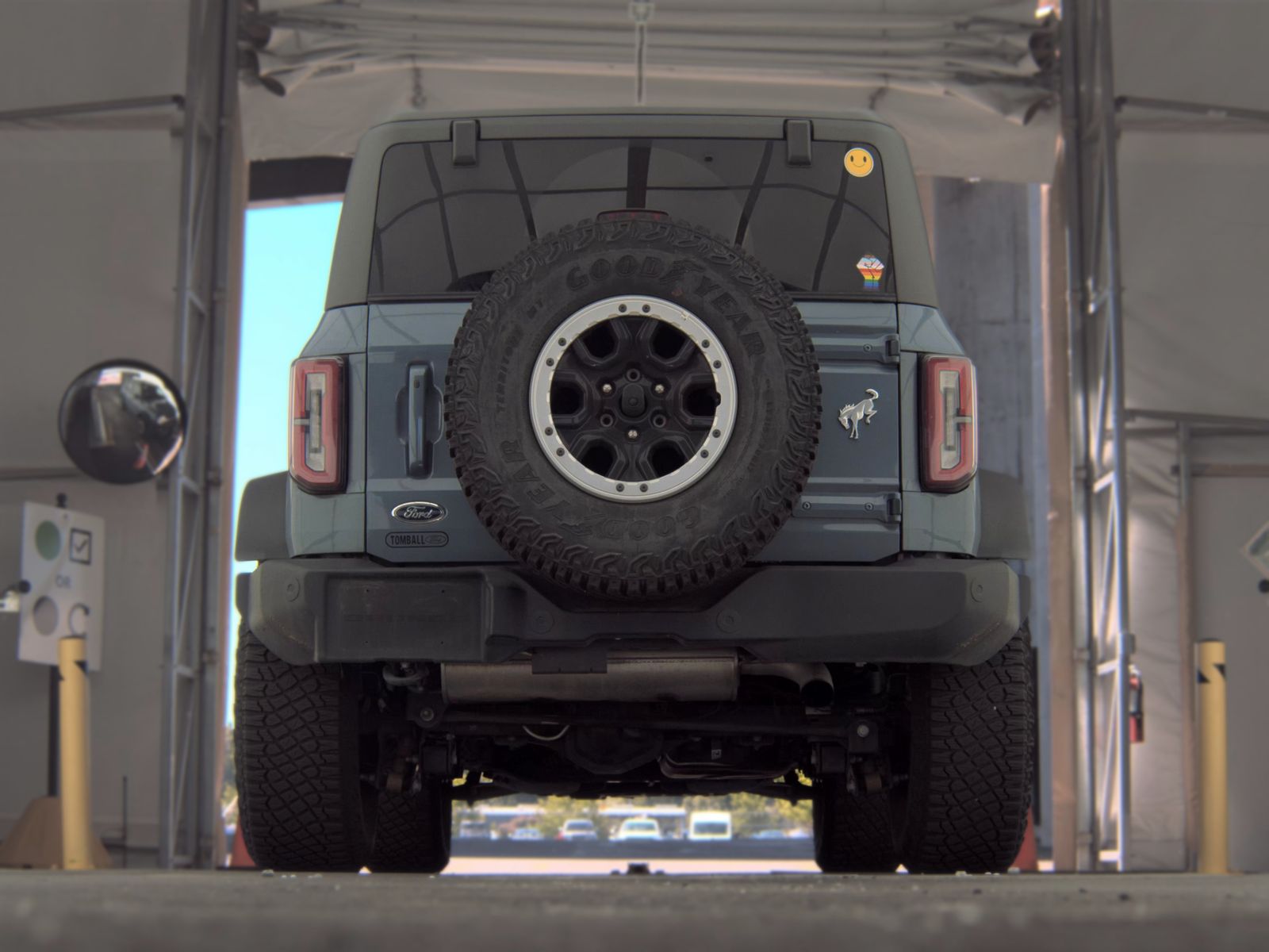 FORD BRONCO - 8