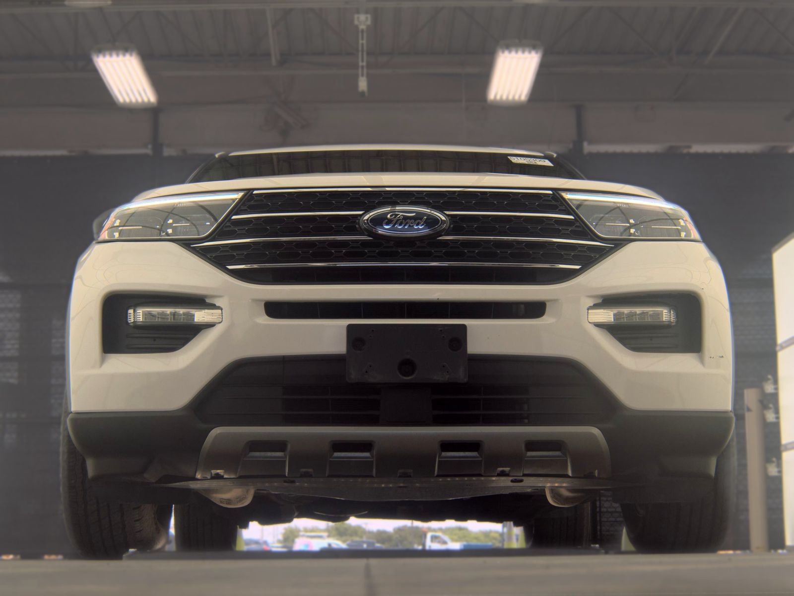 FORD EXPLORER - 4