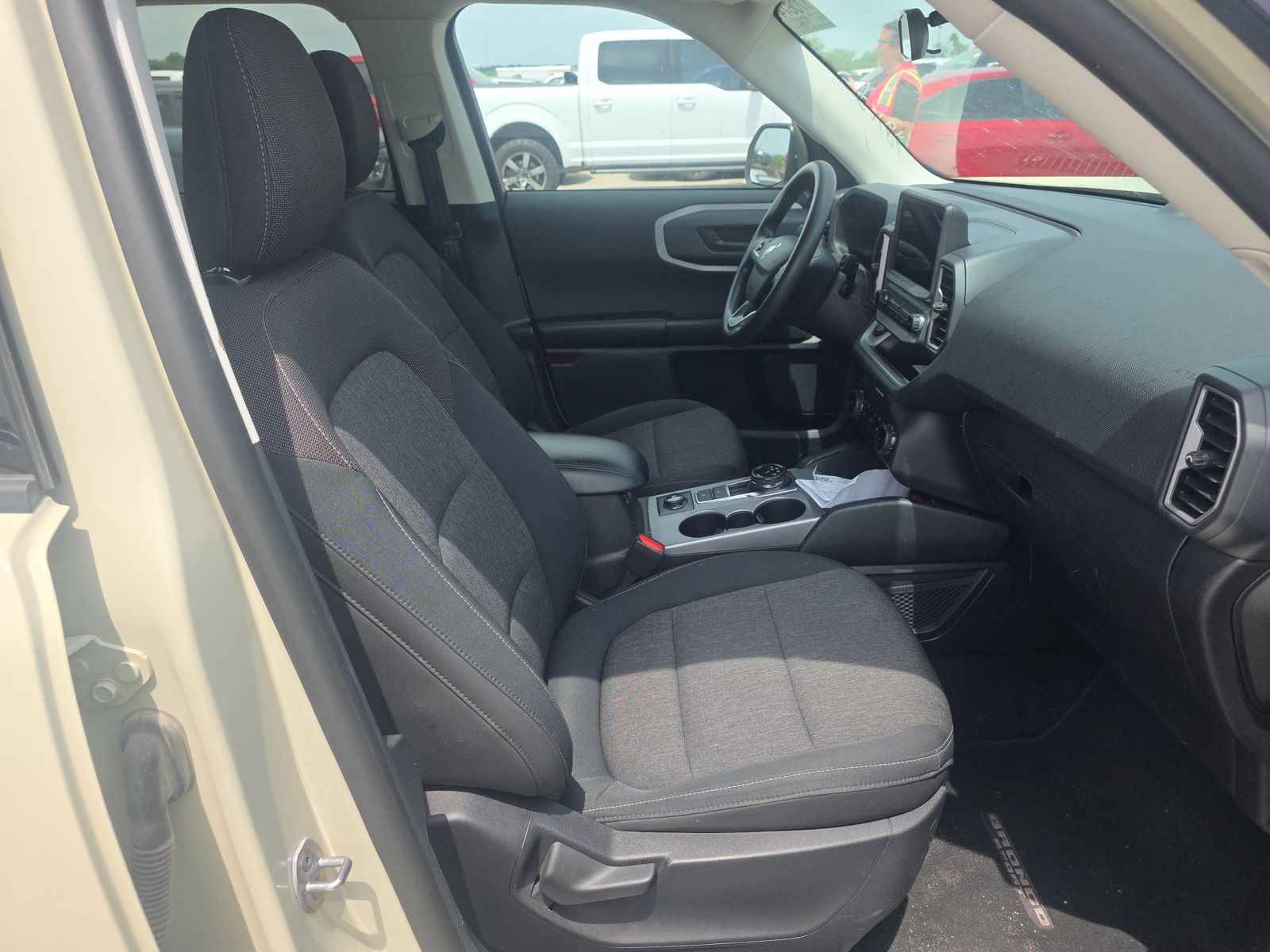 FORD BRONCO SPORT - 9