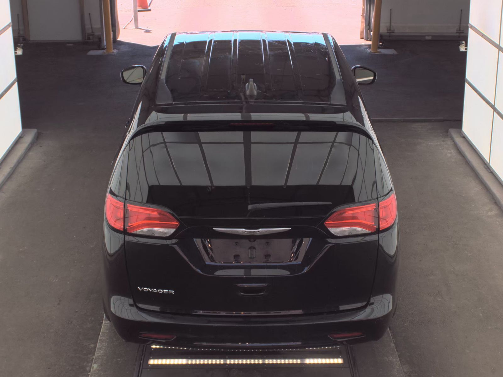 CHRYSLER VOYAGER - 7