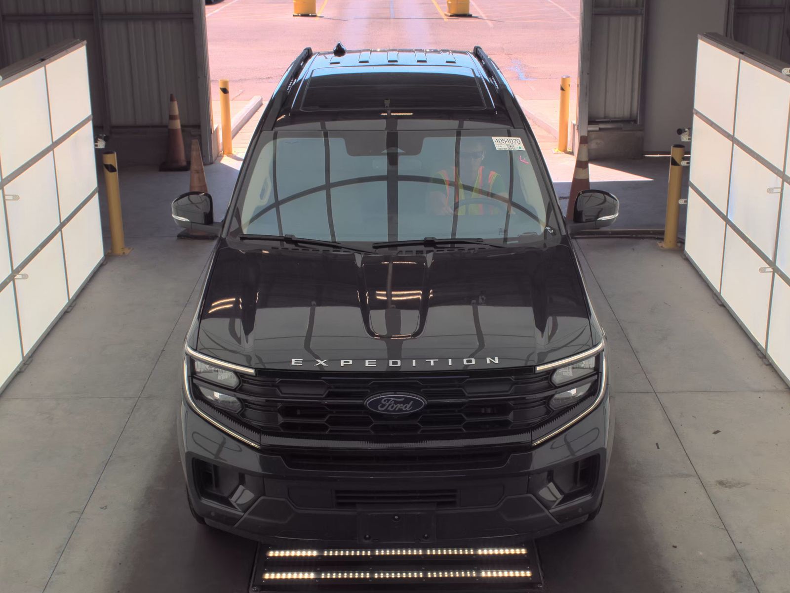 FORD EXPEDITION - 3