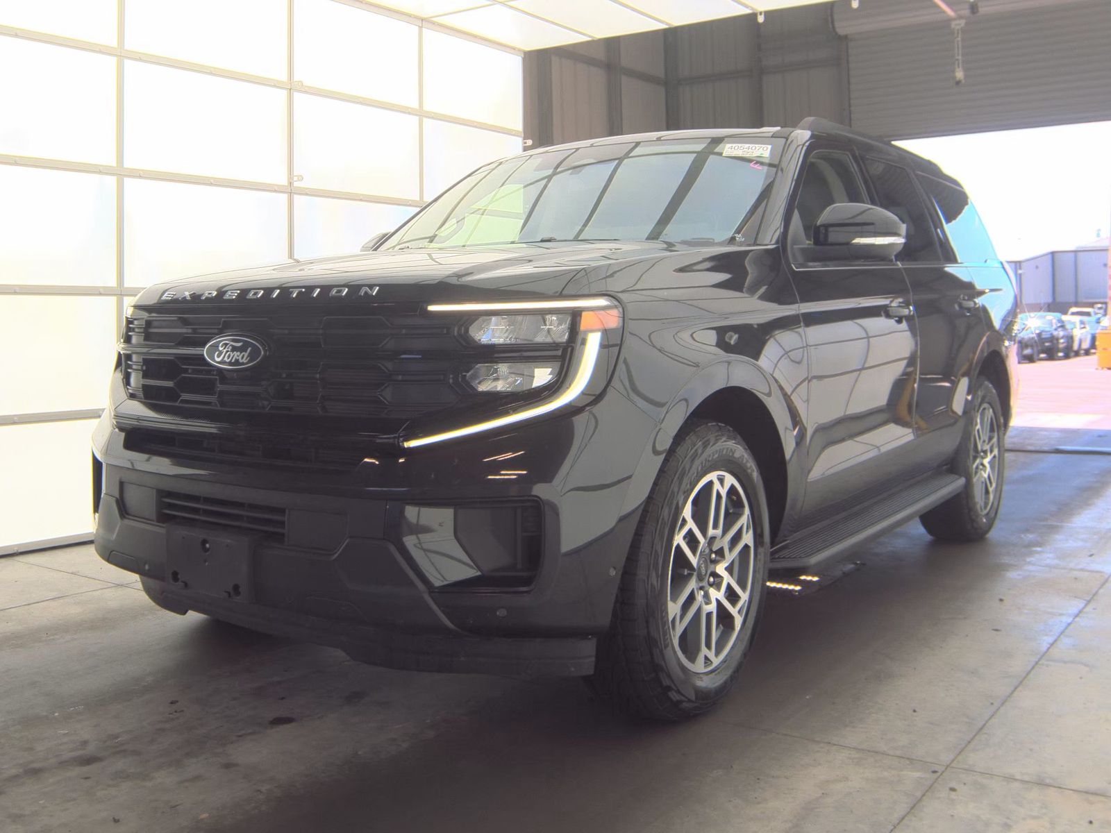 FORD EXPEDITION - 1