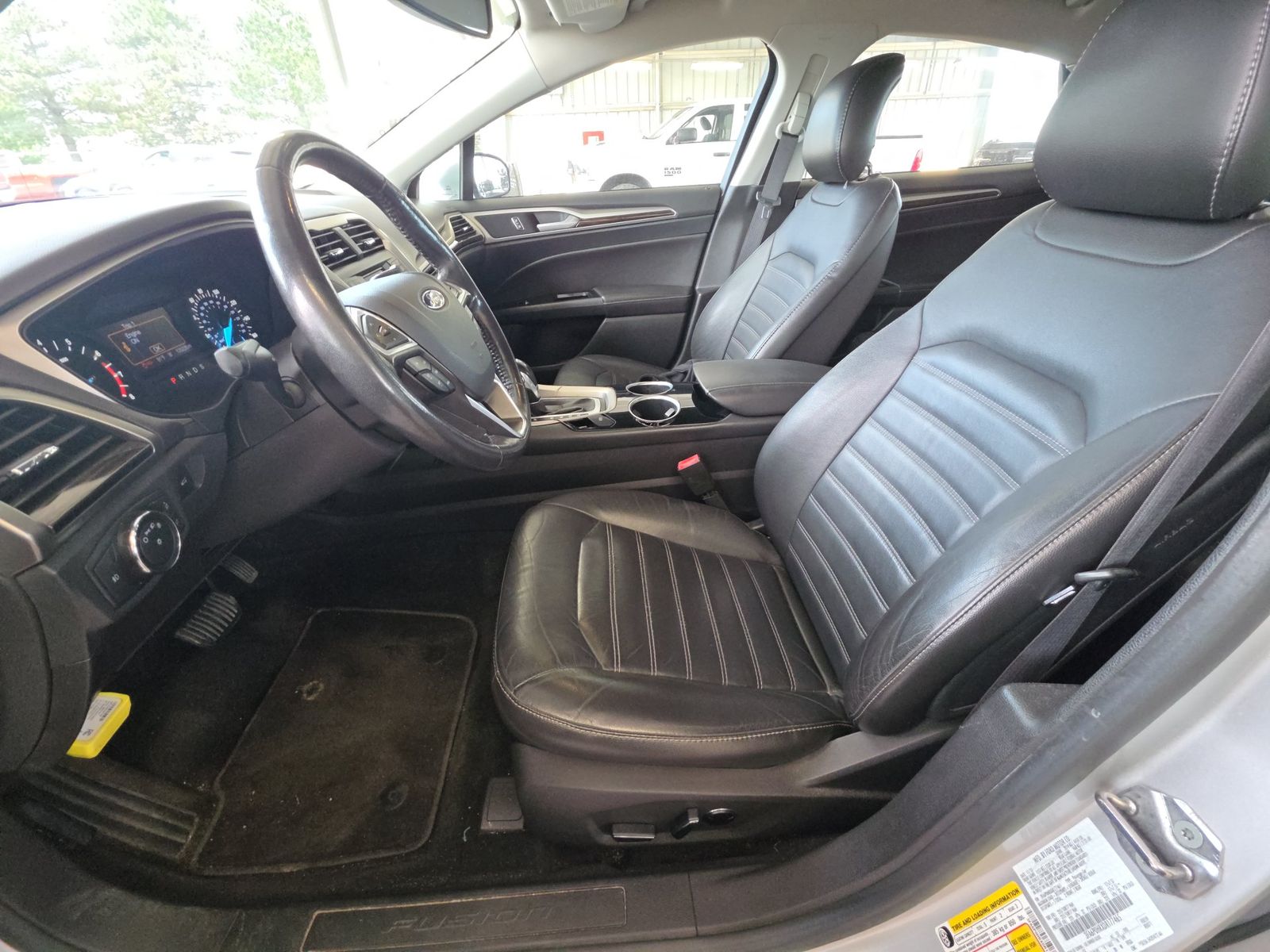 FORD FUSION - 8
