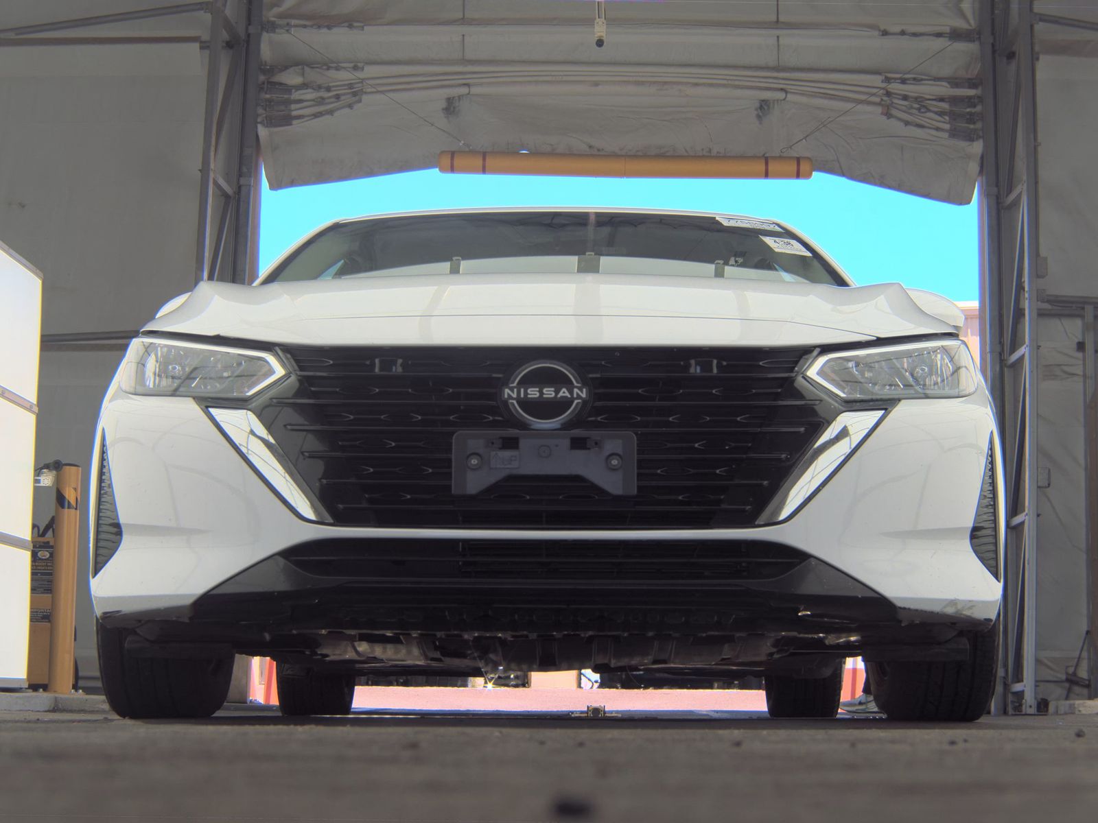 NISSAN SENTRA - 4